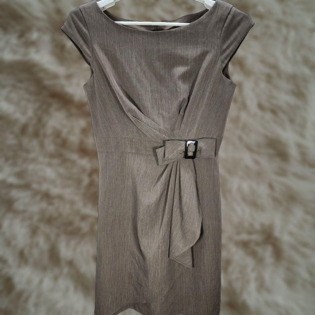 Vintage Sandra Darren Grayish Brown Sleeveless Dress Short A-Line Mini Round Neck 6 Knot Bow Ruffle Women's, M Size M / US 6-8 / IT 42-44 - 1 Thumbnail