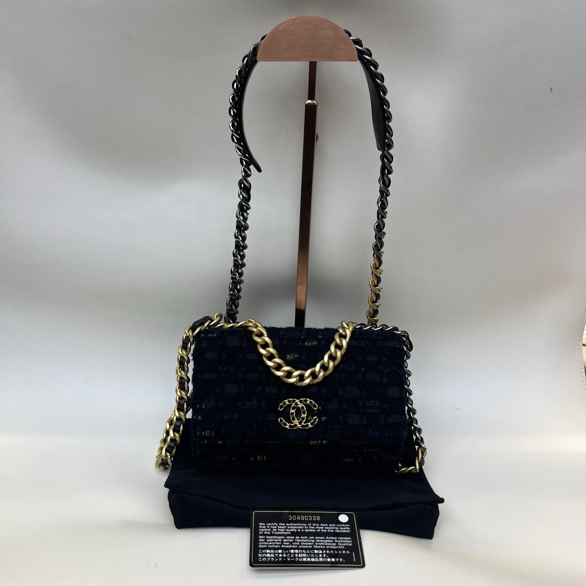 Chanel Pre-loved Bag Very good condition Size ONE SIZE - 1 Thumbnail