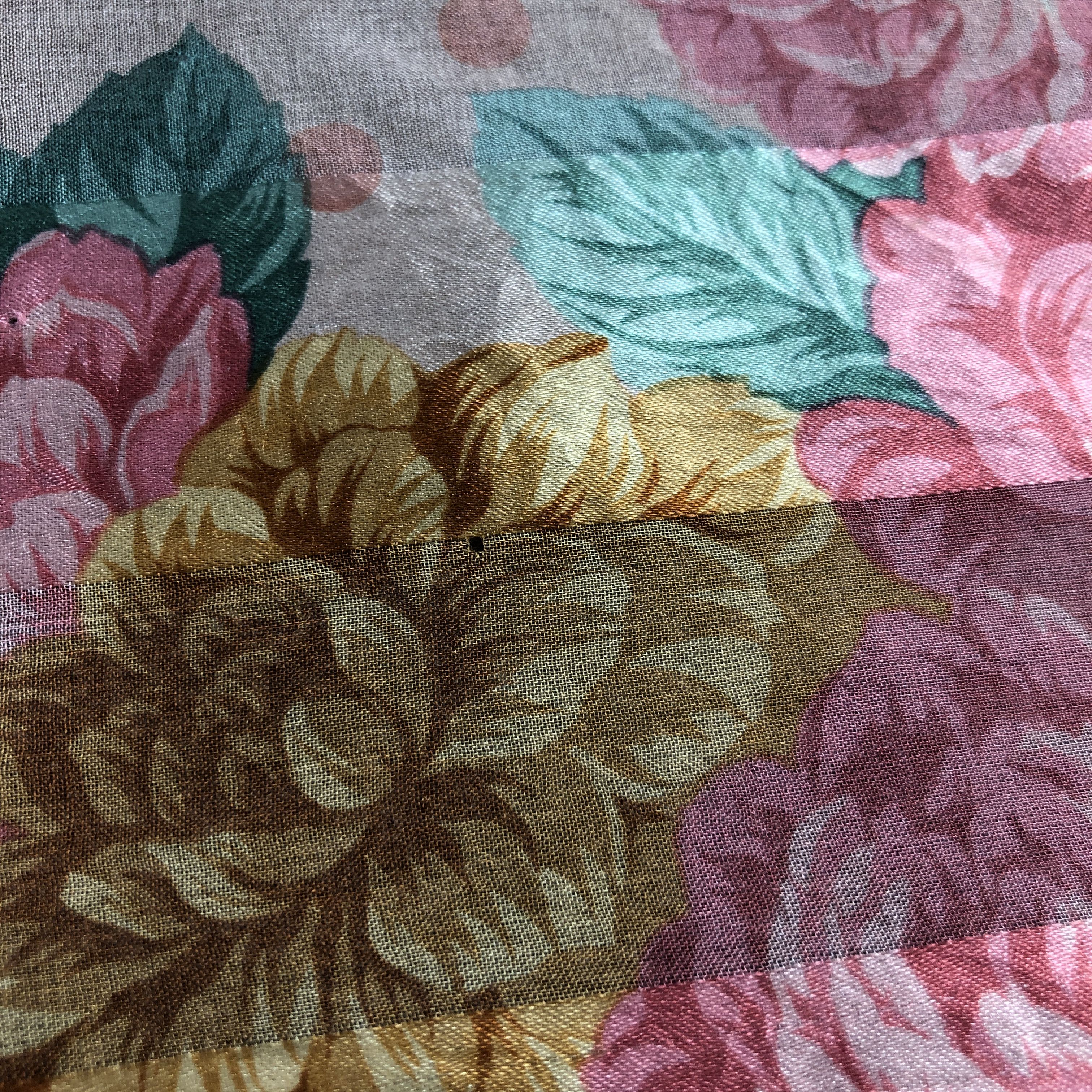 Mario Valentino Mario Valentino Luxury Floral Silk Scarf M1211 Size ONE SIZE - 11 Thumbnail
