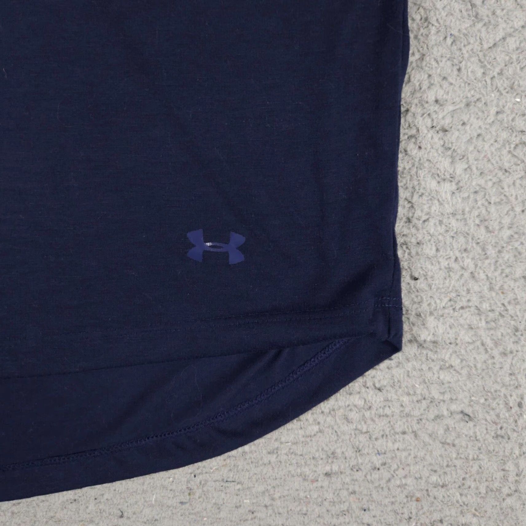 Under Armour Under Armour T Shirt Womens Small Blue Oversized Active Short Sleeve Ladies Size S / US 4 / IT 40 - 3 Thumbnail