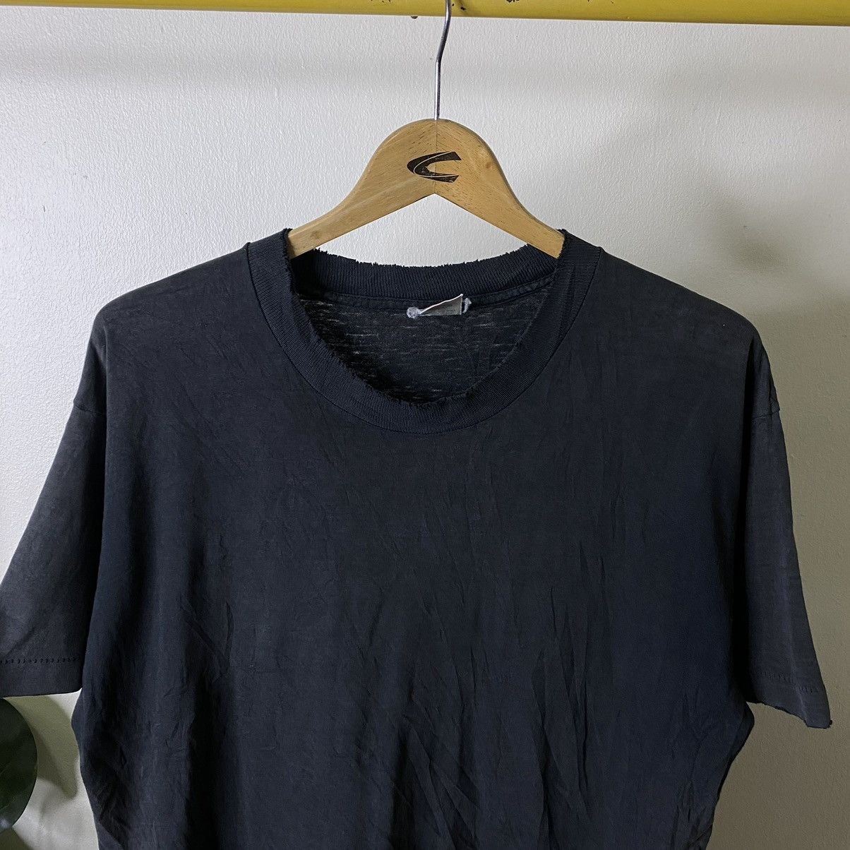 Formula 1 1990s F1 Pacific Grand Prix TI Circuit Aida Sunfaded Tee Size US L / EU 52-54 / 3 - 6 Thumbnail