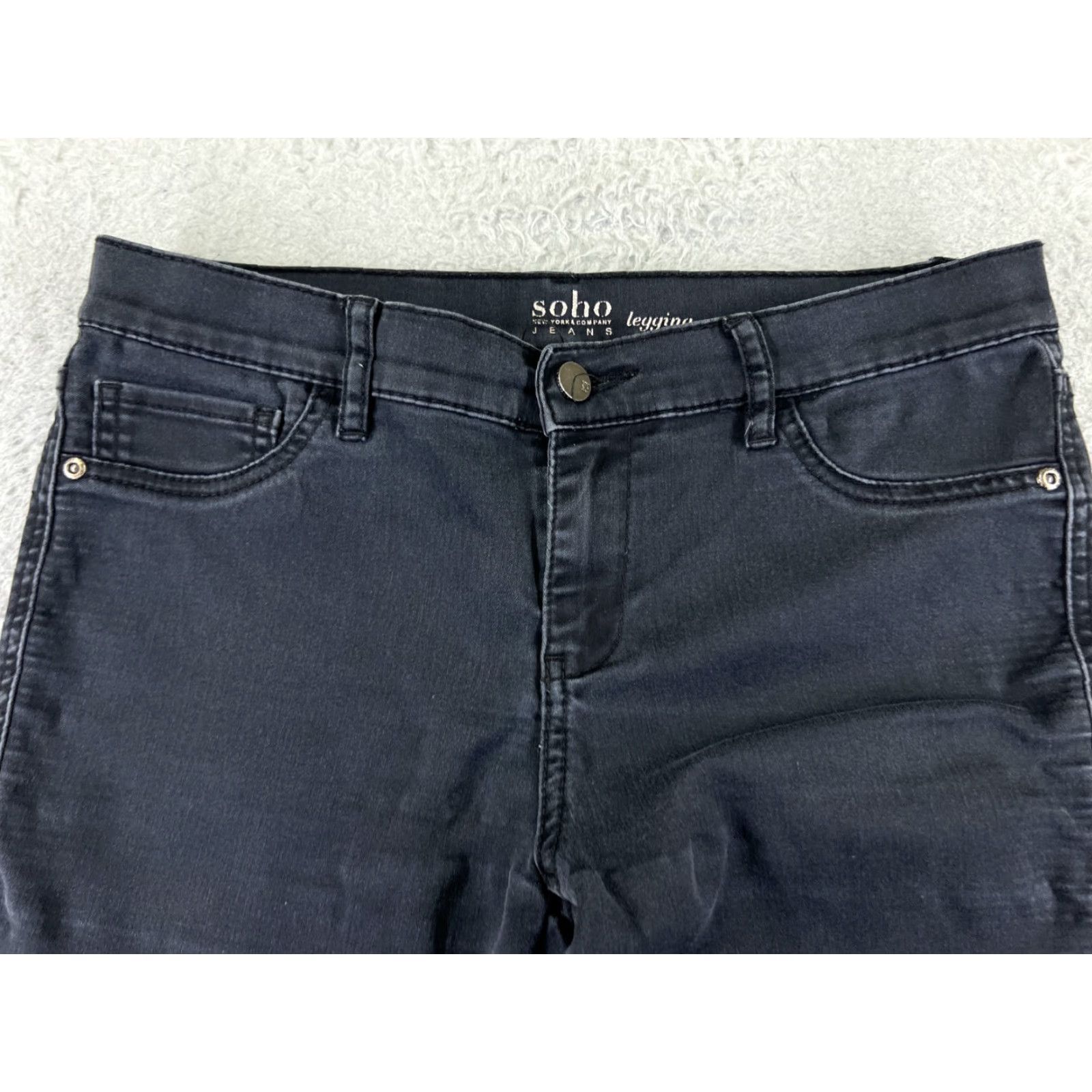 Vintage New York & Company Jeans Womens 8 Black Mid Rise 29x29 Skinny 5-Pocket Denim Cotton Blend Zipper Distressed 29 Inseam Regular Size 30" / US 8 / IT 44 - 4 Thumbnail