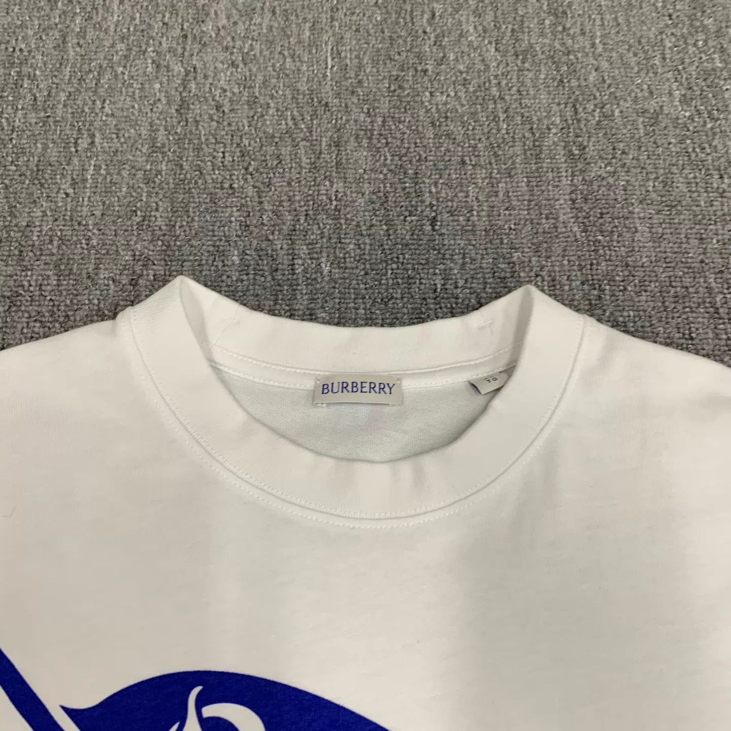 Burberry Burberry White Horseferry Big Logo SS XL Size US XL / EU 56 / 4 - 9 Thumbnail