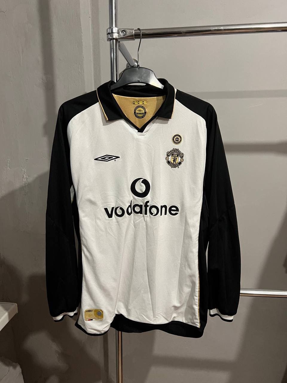 Umbro 2001/02 MANCHESTER UNITED #20 SOLSKJAER 100TH SOCCER JERSEY Size US L / EU 52-54 / 3 - 7 Thumbnail