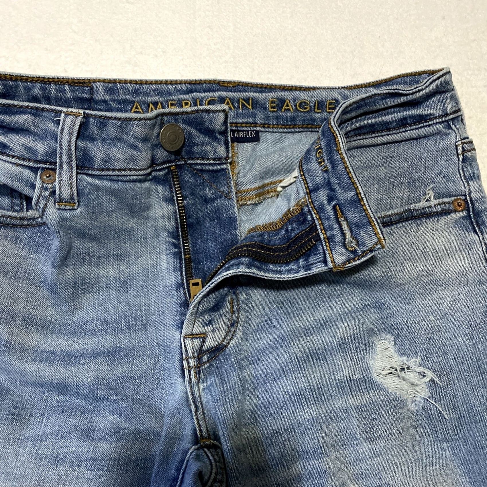 American Eagle Outfitters American Eagle Jeans Men’s 30X30 Athletic Slim Stretch Dark Blue Denim / 30 inseam Mens Blue Denim Jeans 5-Pocket Leather Patch Athletic Slim Stretch Size US 30 / EU 46 - 3 Thumbnail