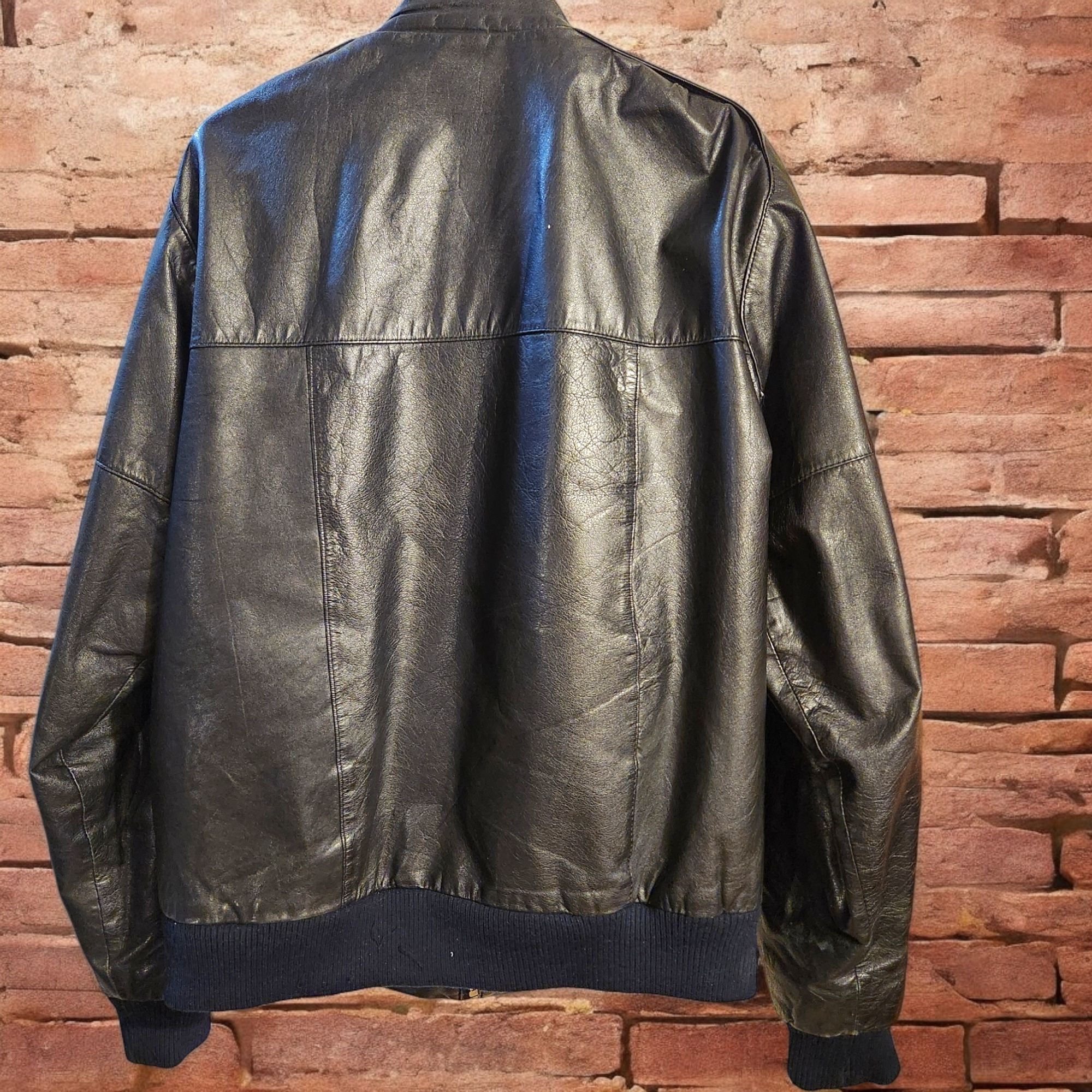 Vintage U2 Wear Me Out Mens Black Leather Bomber Jacket Vtg Zipper Size US L / EU 52-54 / 3 - 6 Thumbnail