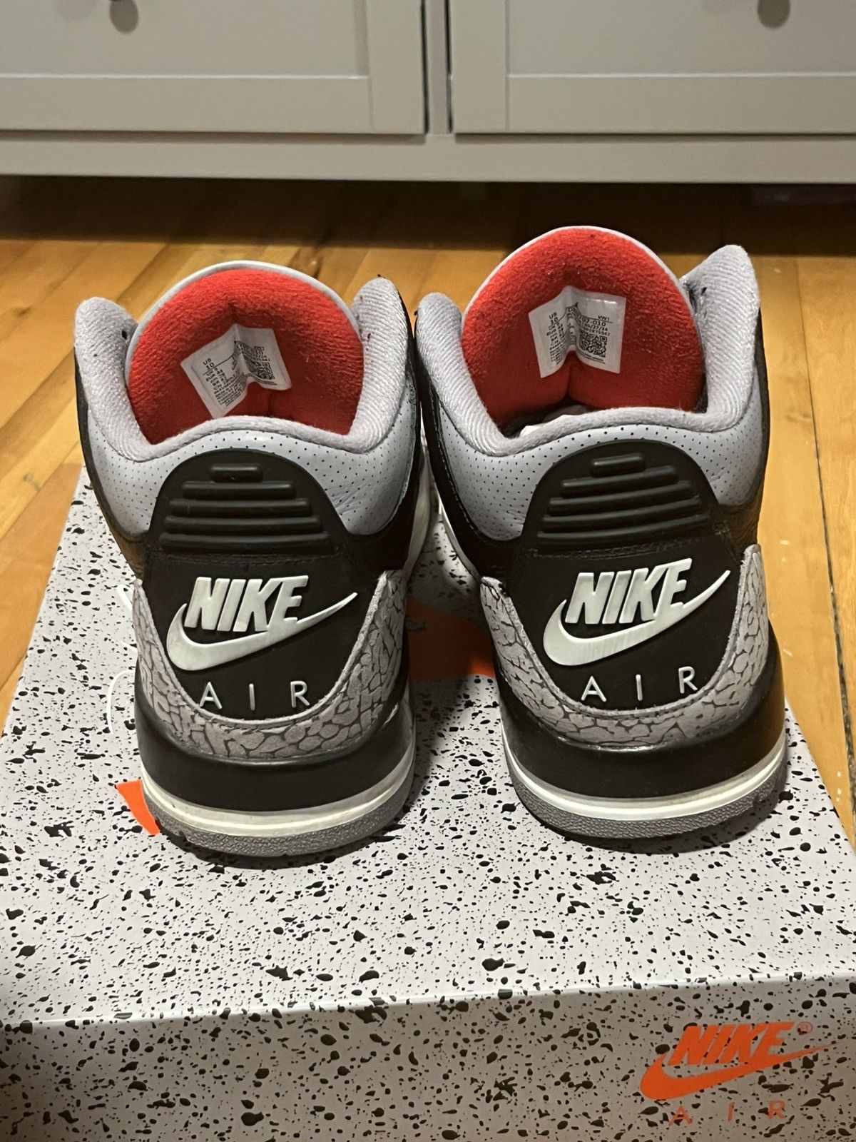 Jordan Brand Jordan. 3 Black cement Size US 10 / EU 43 - 4 Thumbnail