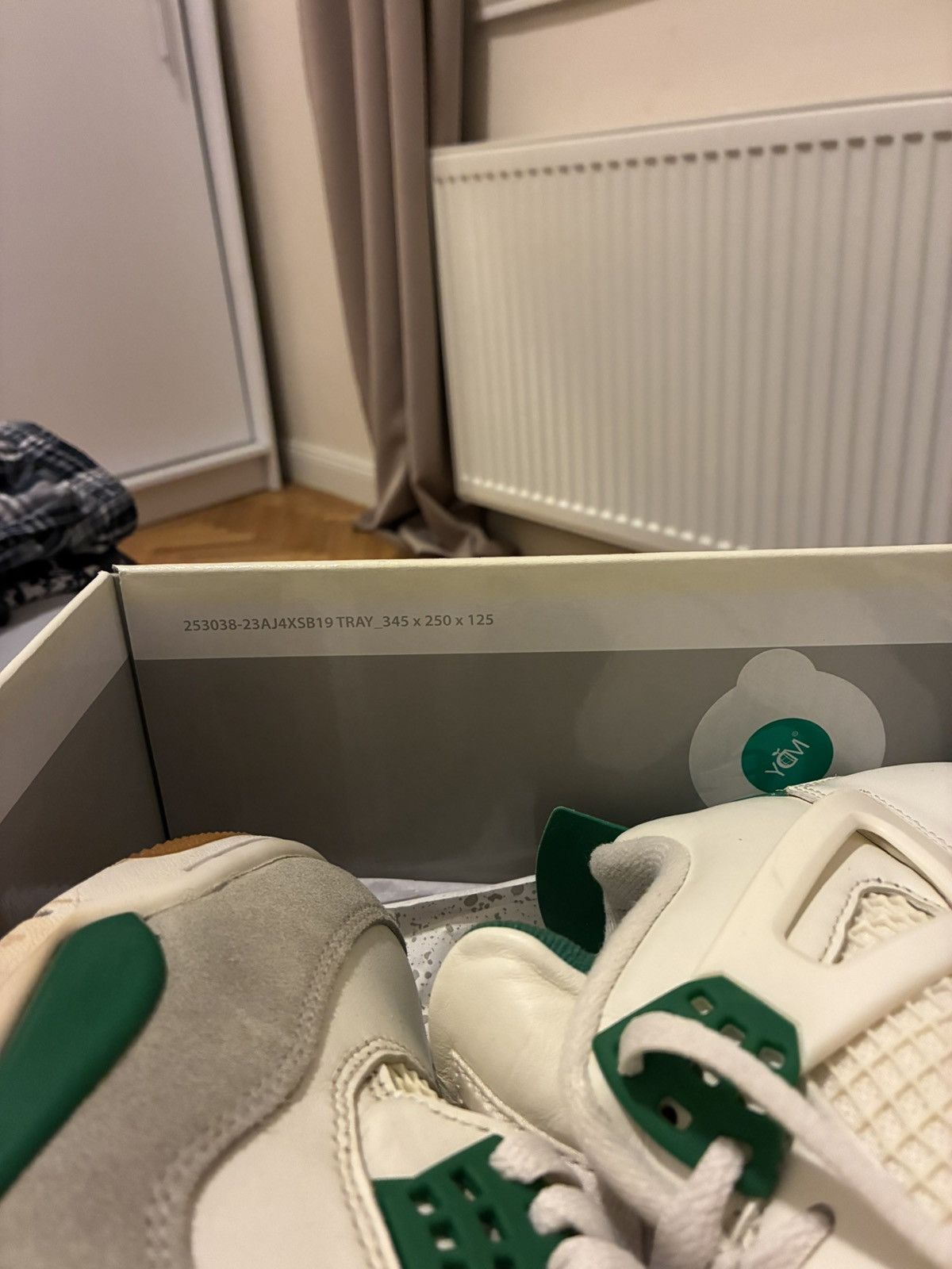 Jordan Brand Jordan 4 SB Pine Green Size US 10 / EU 43 - 9 Thumbnail