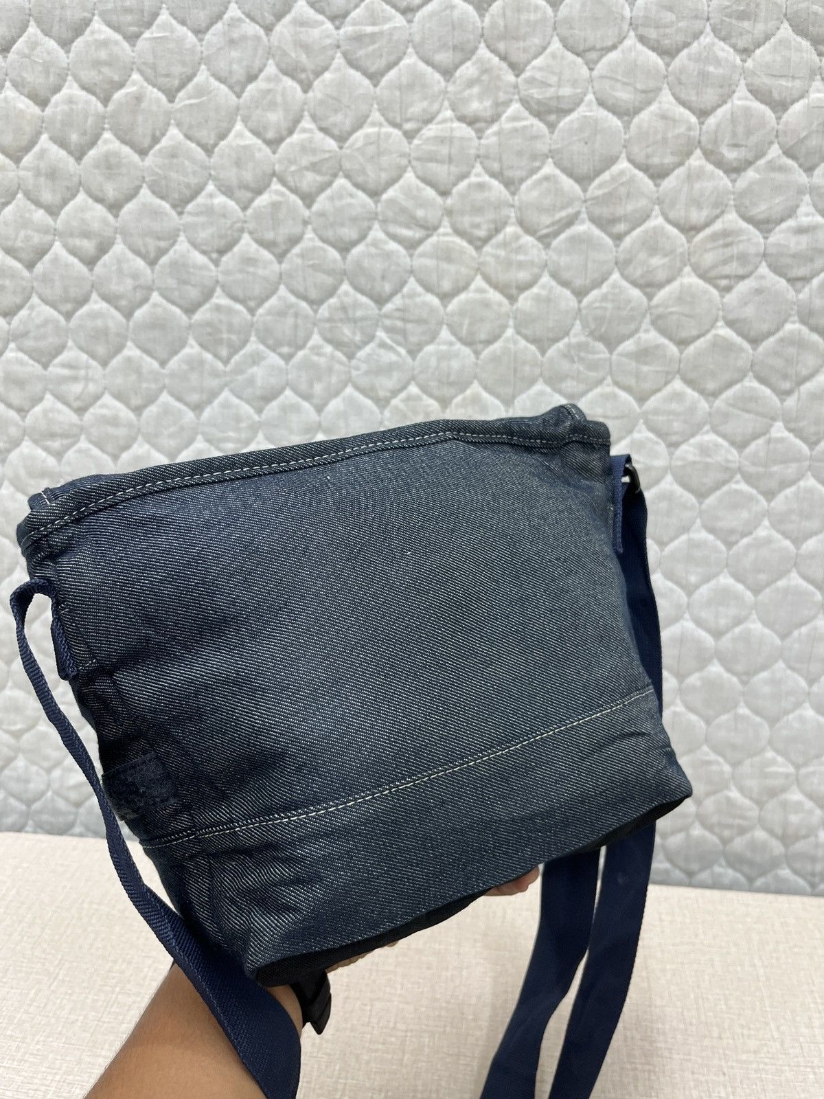 Champion × Lee 🔥🔥🔥STEALS CHAMPION & LEE RIDERS BAG Size ONE SIZE - 17 Thumbnail