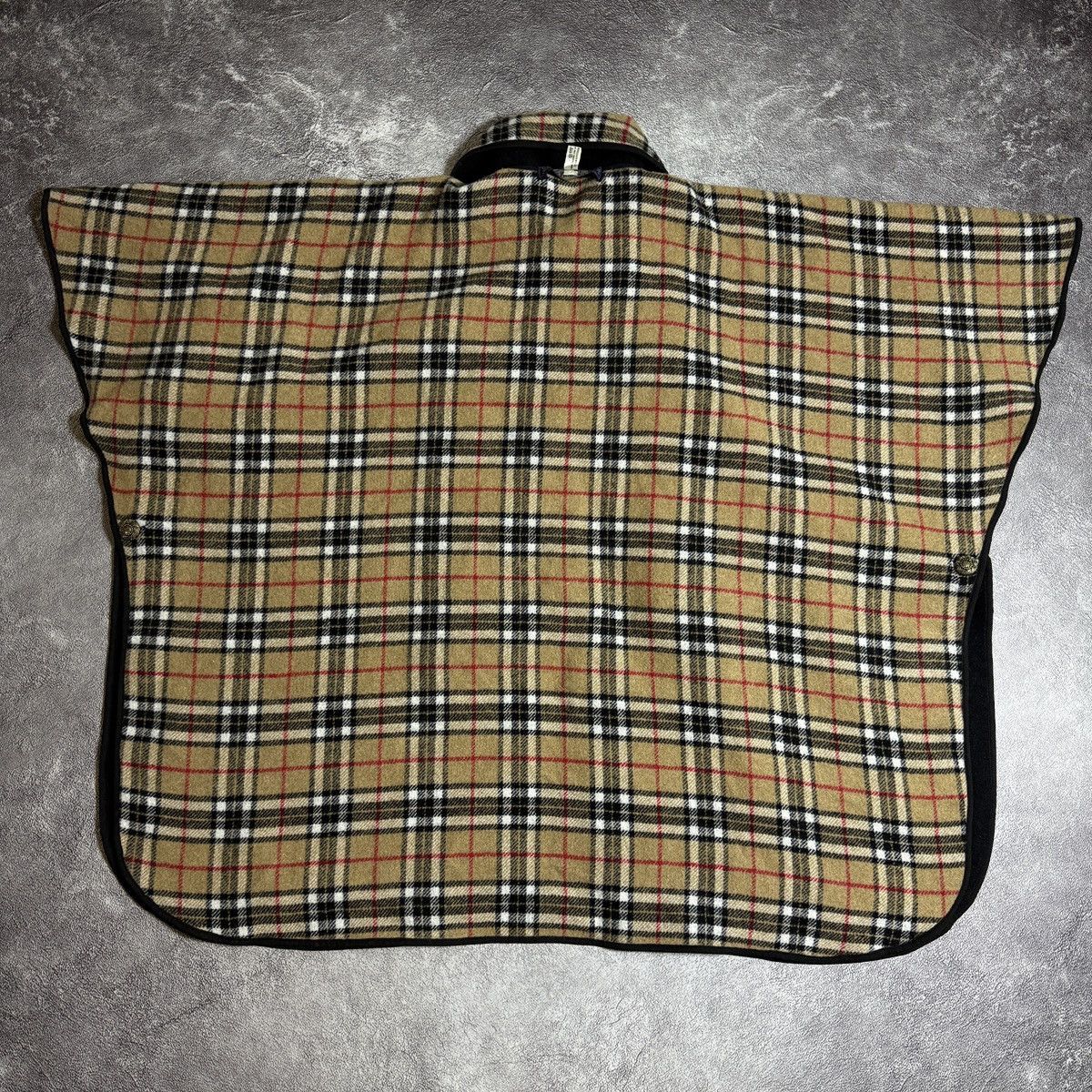 Burberry Burberry’s Reversible Wool Poncho Nova Check Black Size ONE SIZE - 6 Thumbnail