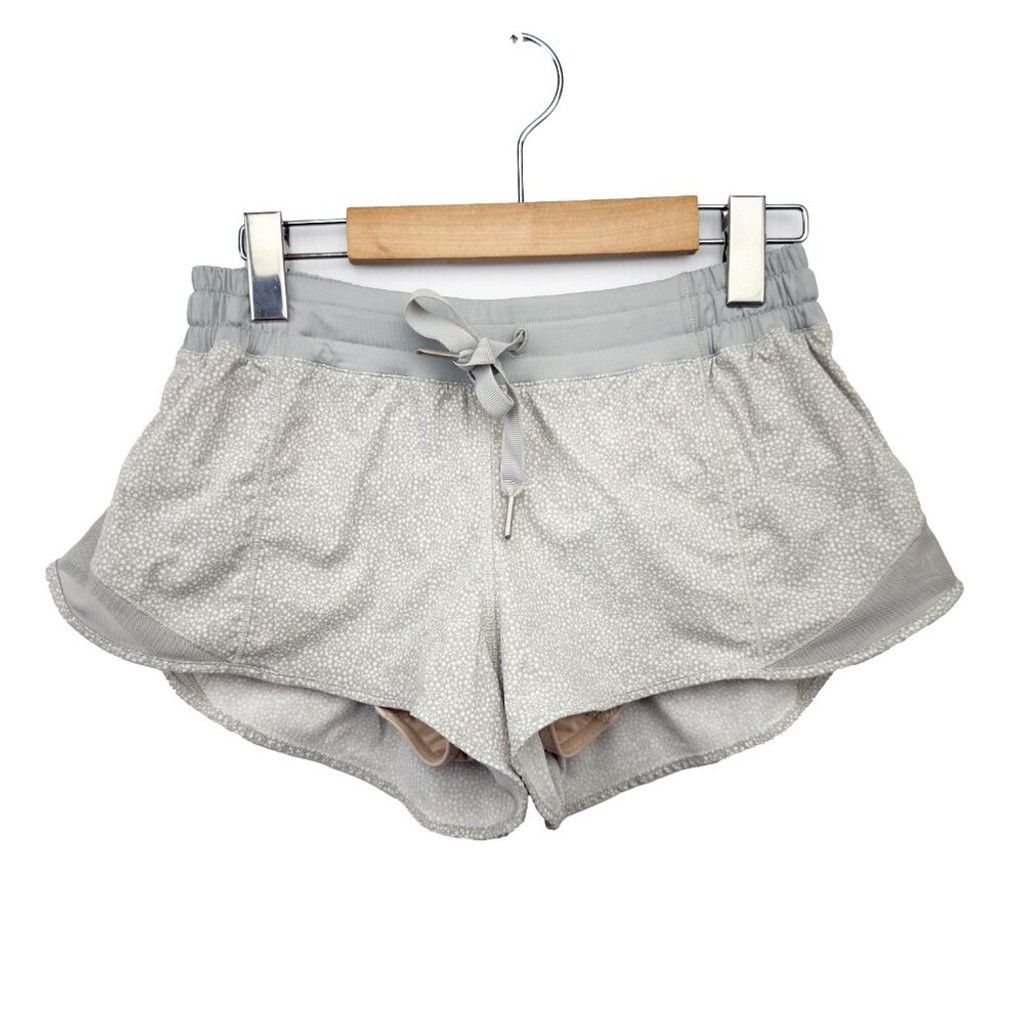 Lululemon LULULEMON Hotty Short (Short 2'') Running White Seal Grey 8 Size 30" / US 8 / IT 44 - 5 Thumbnail
