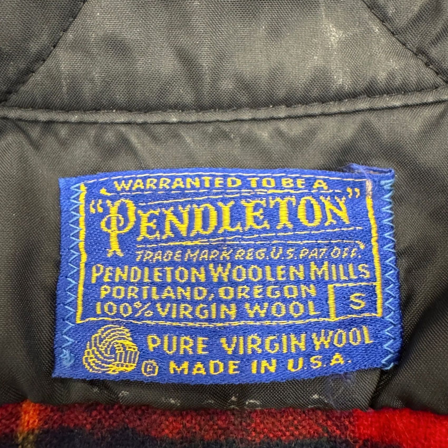 Pendleton VINTAGE Pendleton Shirt Jacket Plaid Wool Flannel Button Up S USA Red Mens Wool Shirt Jacket Size US S / EU 44-46 / 1 - 2 Thumbnail