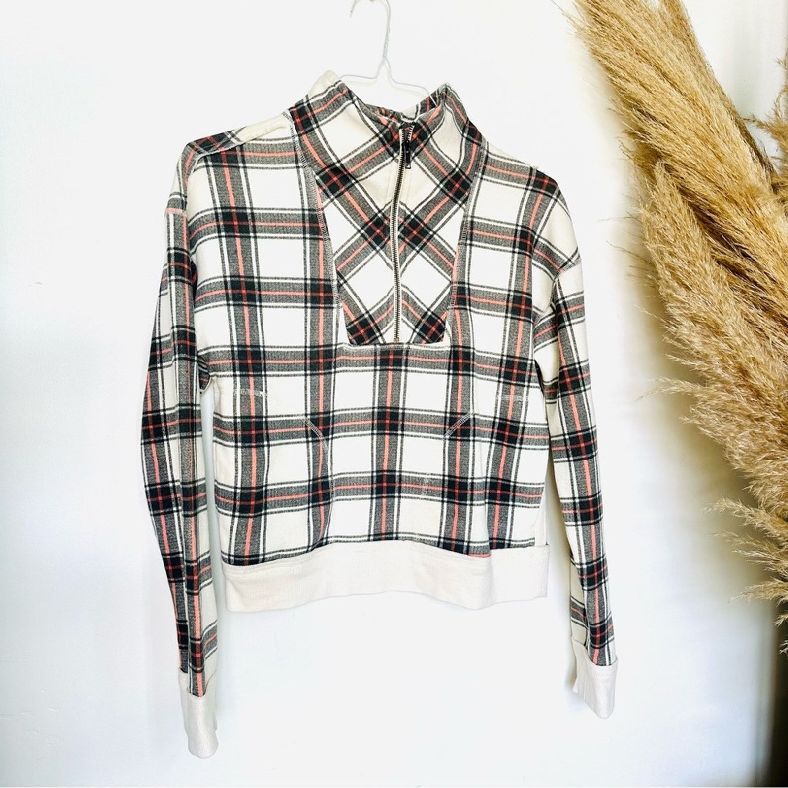 Free People NEW FREE PEOPLE White Red Black Plaid Pullover Zip Sweater Size S / US 4 / IT 40 - 7 Thumbnail