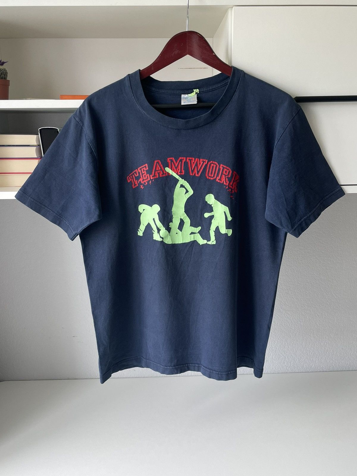 Japanese Brand × Vintage 💥RARE💥 Vintage TEAMWORK T-Shirt Design Size US XL / EU 56 / 4 - 1 Thumbnail
