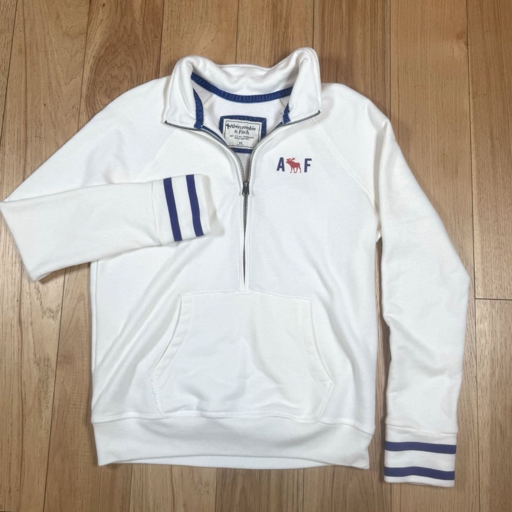 Abercrombie & Fitch VINTAGE Abercrombie & Fitch Sweater M White Moose Logo Y2K Mens Medium Pullover Knit Shirt Size US M / EU 48-50 / 2 - 5 Thumbnail