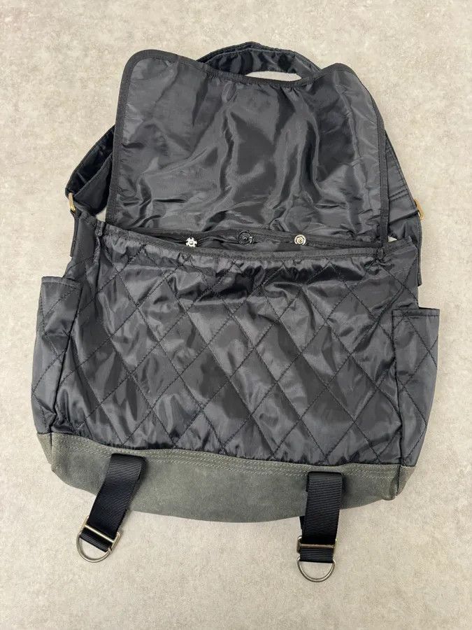 Armani 2010s Armani Dark Green Suede Hybrid Shoulder Bag Size ONE SIZE - 6 Thumbnail