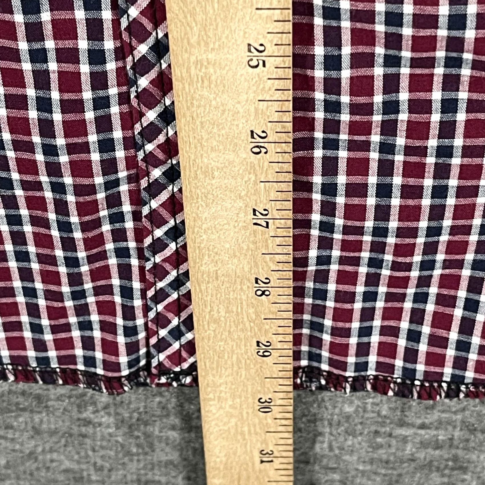 Wrangler Wrangler Shirt Mens M Red Plaid Western Pearl Snap Short Sleeve Cowboy Western Shirt Mens M Red Plaid Pearl Snap Short Sleeve Sony? Size US M / EU 48-50 / 2 - 7 Thumbnail