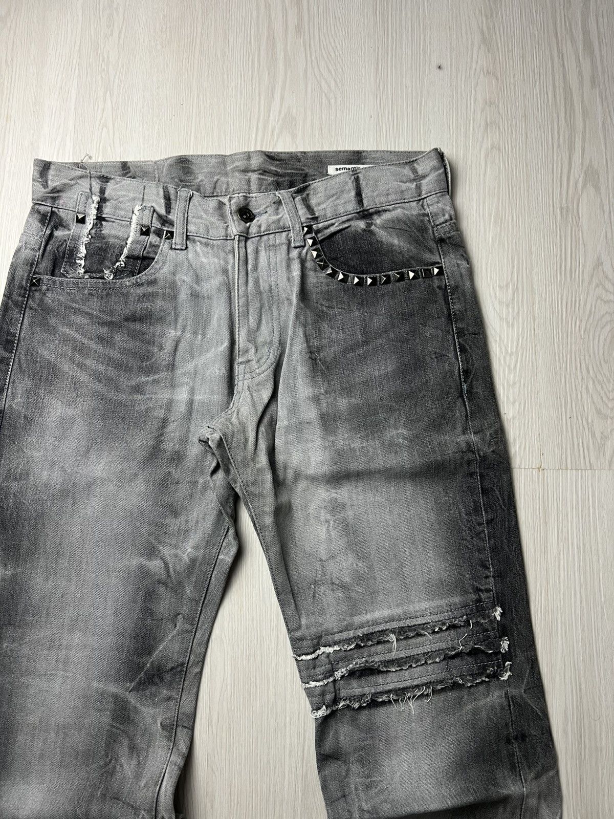 If Six Was Nine × Le Grande Bleu (L.G.B.) × Tornado Mart Semantic Design Spike Studded Mudwash Flared Denim Size US 31 - 3 Thumbnail