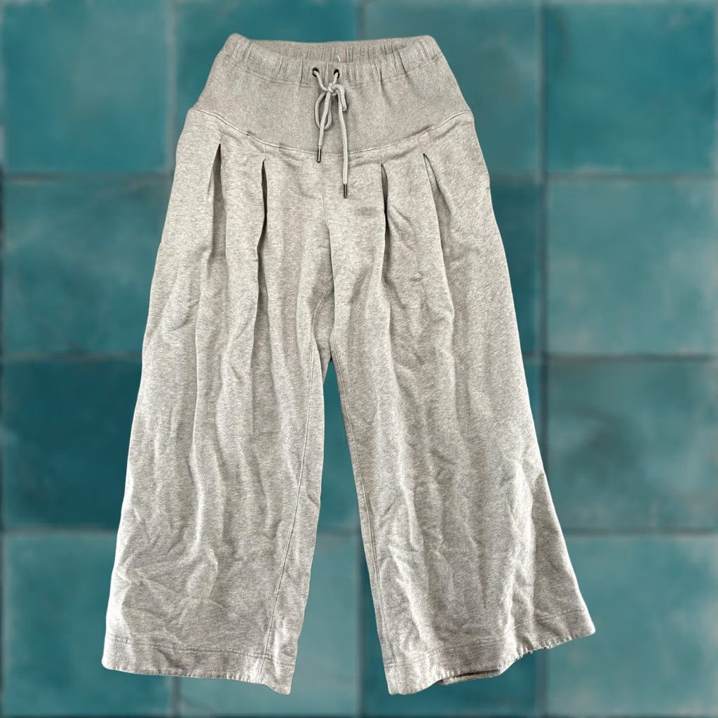 Free People FP Movement Siren Sweatpants Womens M Gray Wide-Leg Pleated Size 32" / US 10 / IT 46 - 1 Thumbnail