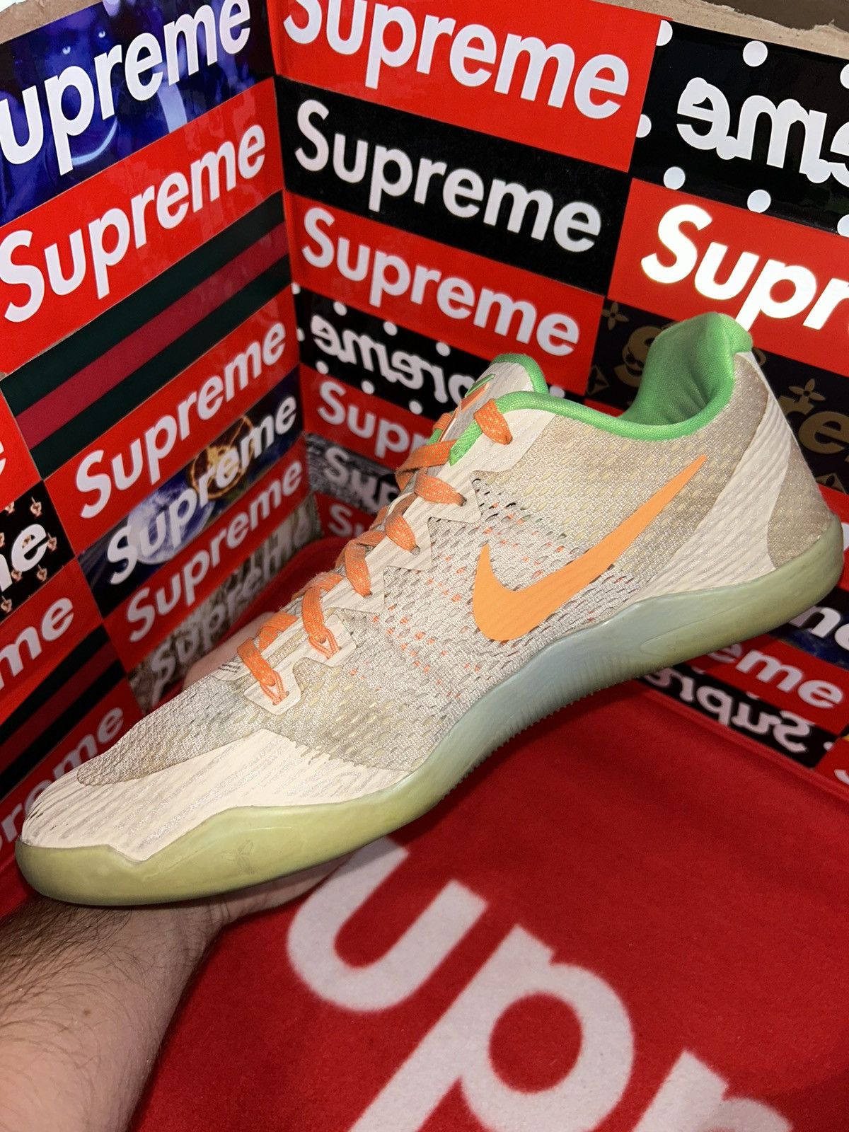 Nike Nike Kobe 11 Peach Jam PE 856852-282 size 14 Size US 14 / EU 47 - 9 Thumbnail