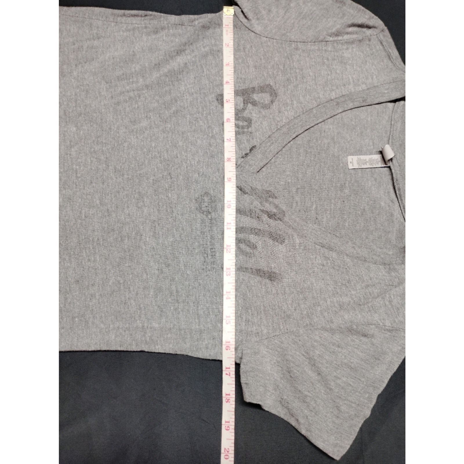 Next Level Apparel Gray V-Neck Graphic Tee Milwaukee Brewing Co - 'Beer Me' Size M / US 6-8 / IT 42-44 - 5 Thumbnail