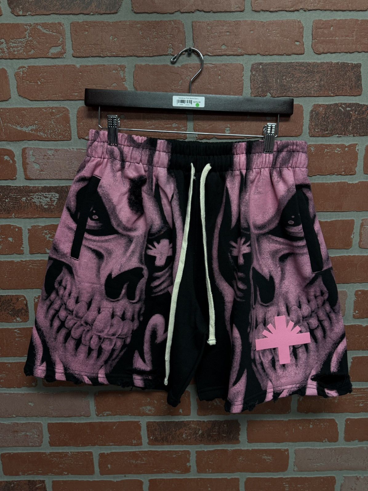 Vertabrae Vertabrae Shorts Pink Brand New Size Large Size US 30 / EU 46 - 1 Thumbnail