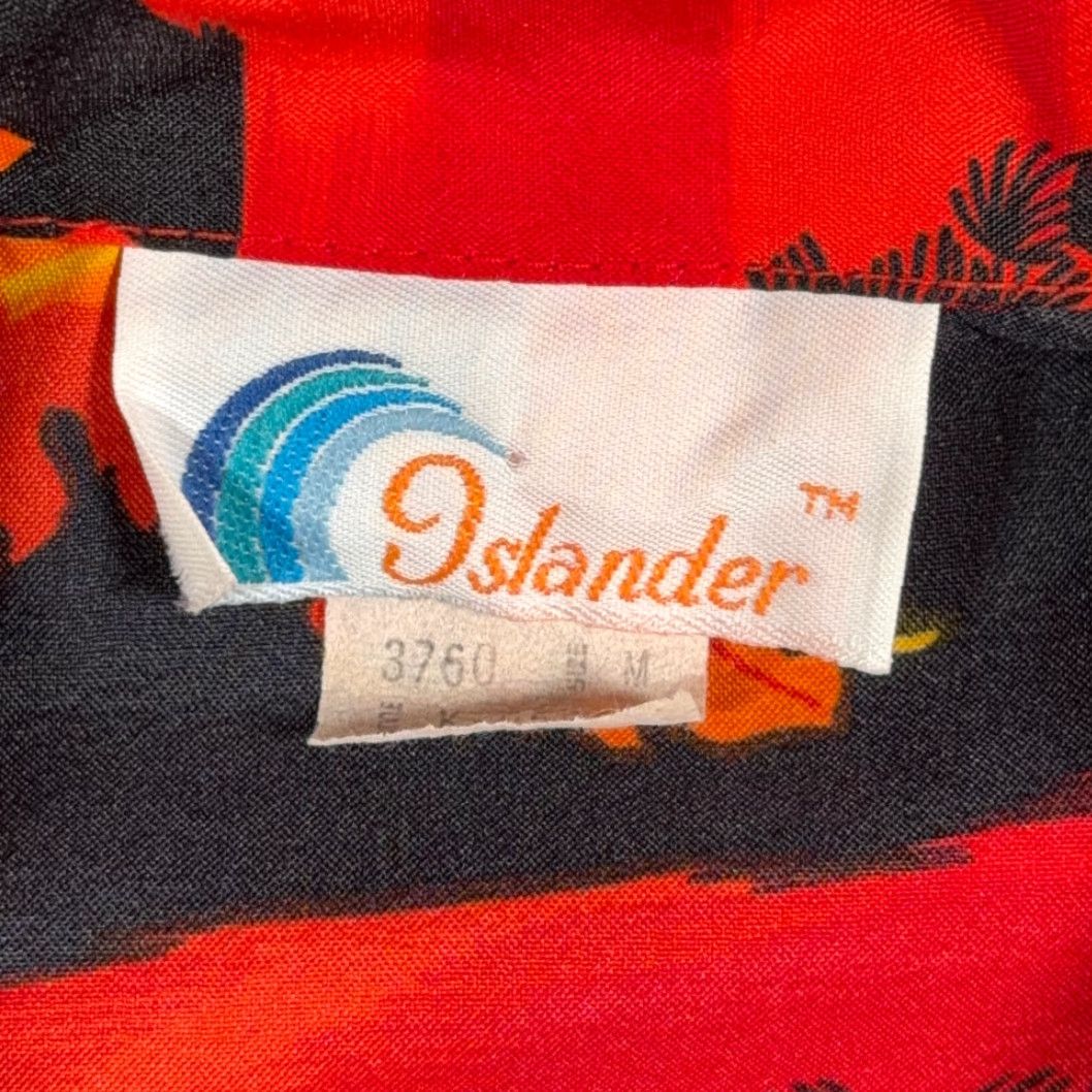 Vintage VINTAGE Islander Hawaiian Shirt Mens M Red Sunset 70s Polyester Button-Up Short Sleeve Beach Graphic Print Pockets USA Collar Shirt Size US M / EU 48-50 / 2 - 6 Thumbnail