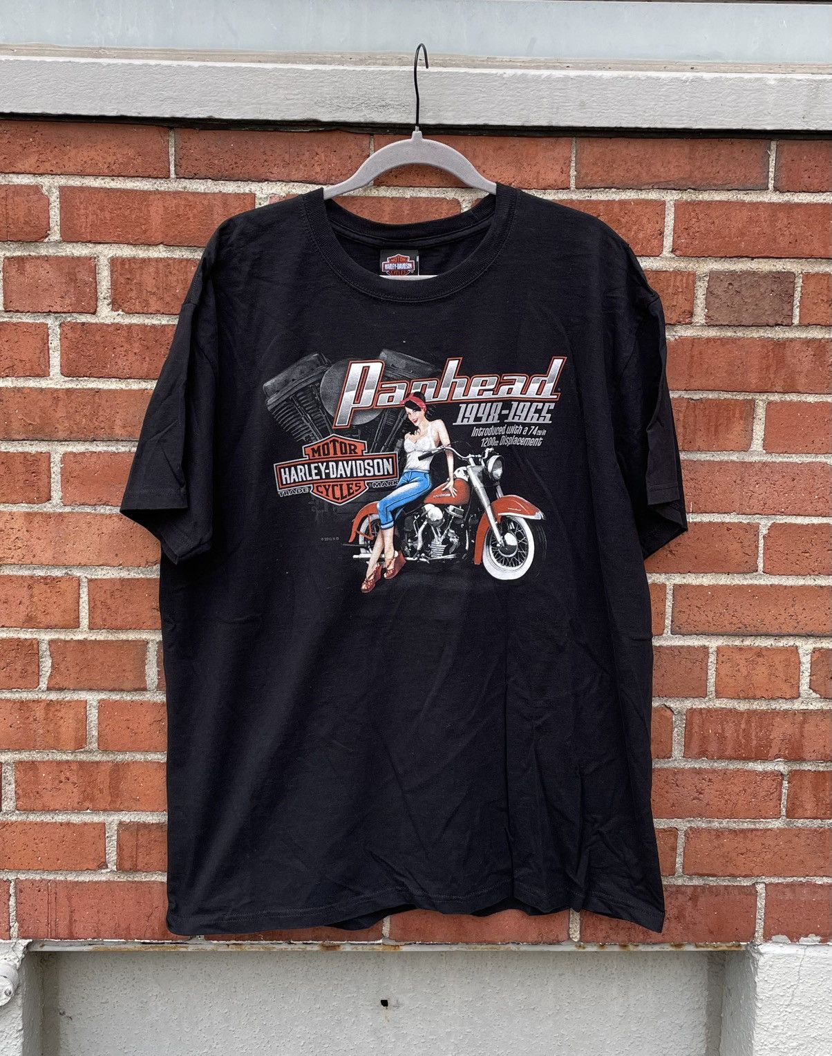 Harley Davidson 2013 Harley Davidson Boston Panhead Pinup Chick T Shirt Size US XL / EU 56 / 4 - 1 Thumbnail