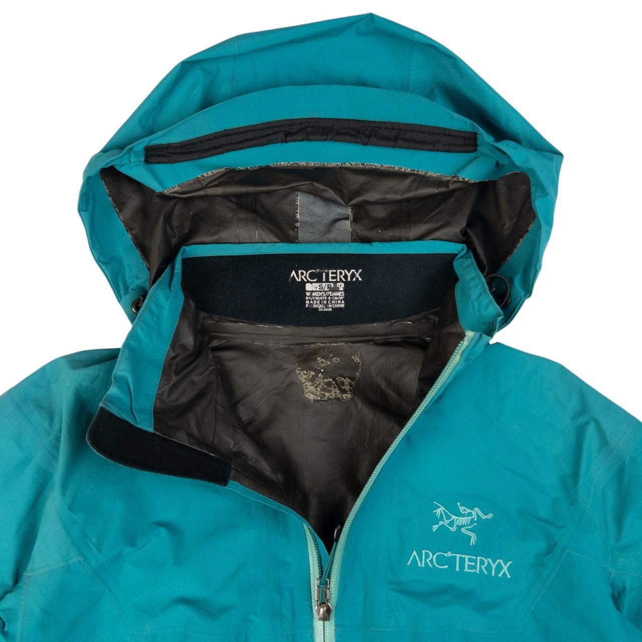 Arc'teryx Vintage Arcteryx Goretex Beta Shell Jacket Women's Size S Size S / US 4 / IT 40 - 3 Thumbnail