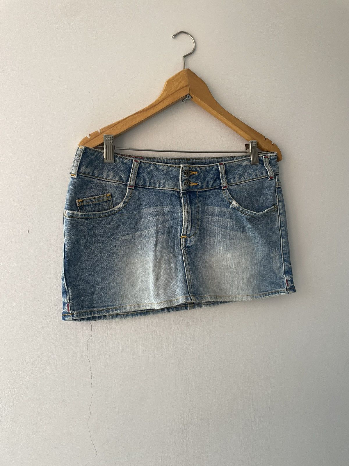 Vintage y2k Fiorucci skirt Size 27" / US 4 / IT 40 - 5 Thumbnail