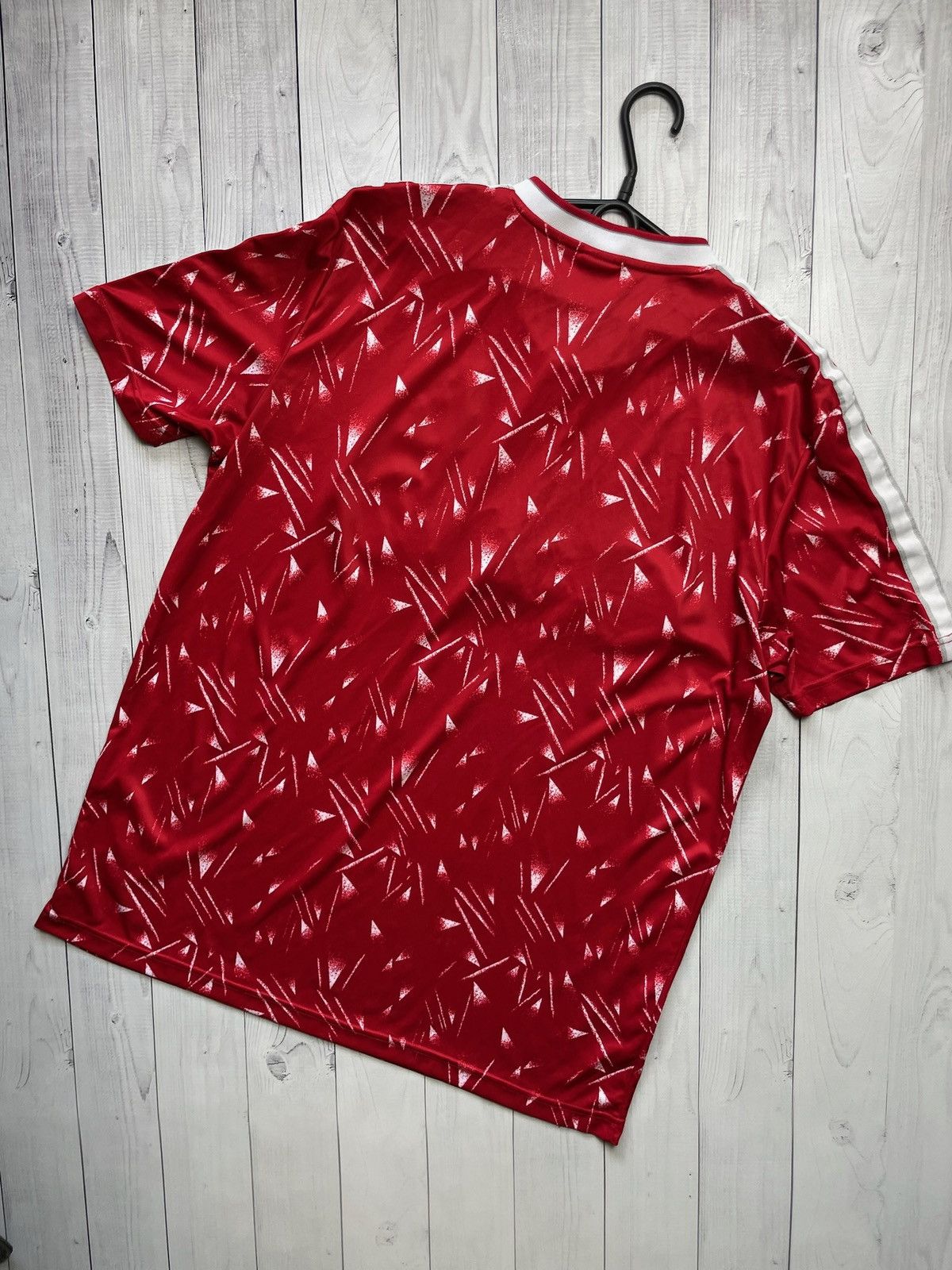Vintage Vintage Liverpool soccer jersey Retro logo rare size XL Size US XL / EU 56 / 4 - 5 Thumbnail