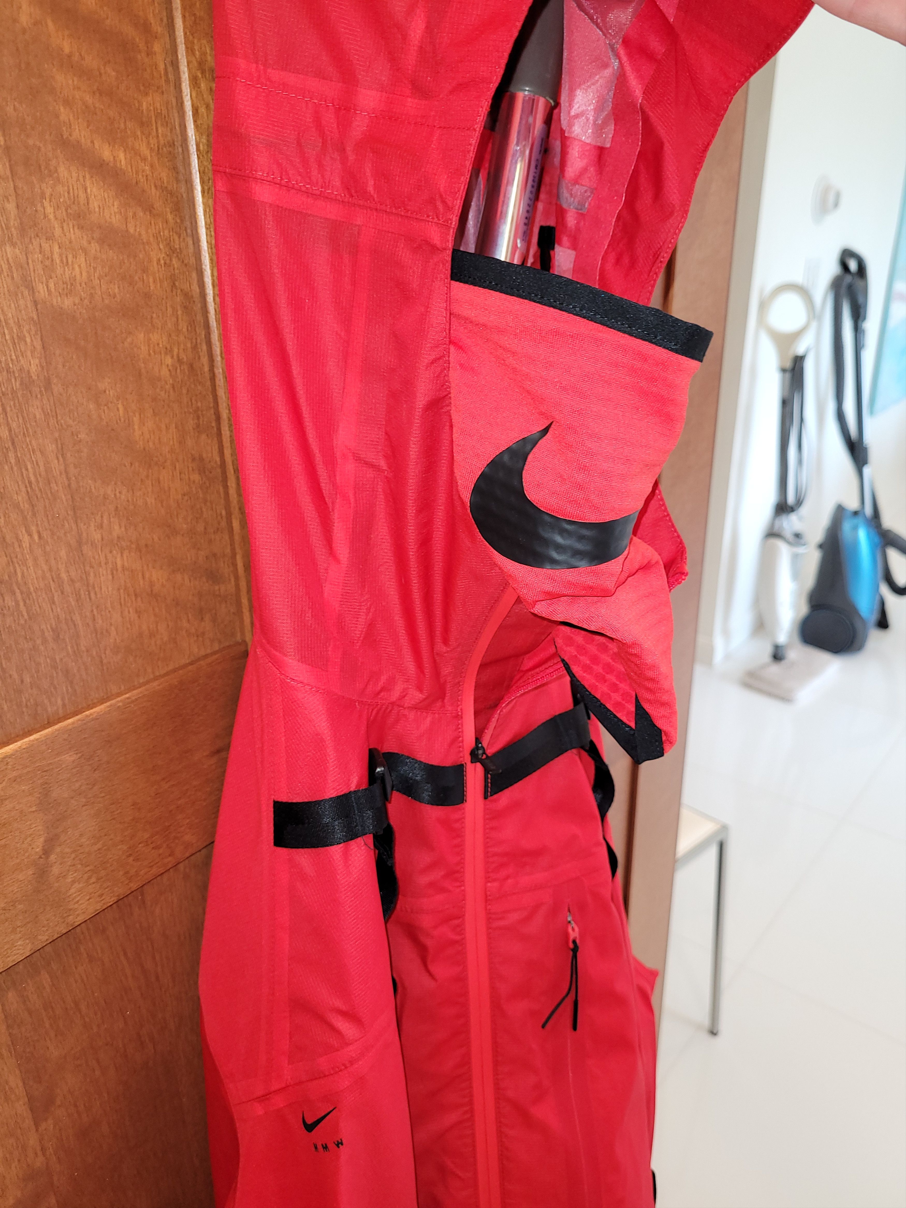 Alyx × Nike Nike Alyx Matthew Williams Lightweight Hooded Jacket Size US XL / EU 56 / 4 - 4 Thumbnail