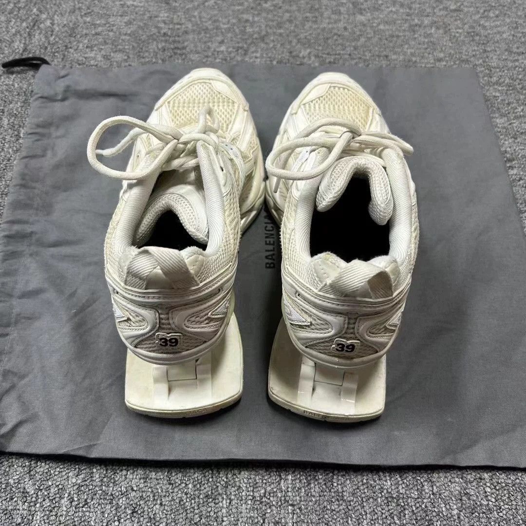 Balenciaga Balenciaga Beige Distressed Spring Dad Shoes Size US 6 / EU 39 - 3 Thumbnail