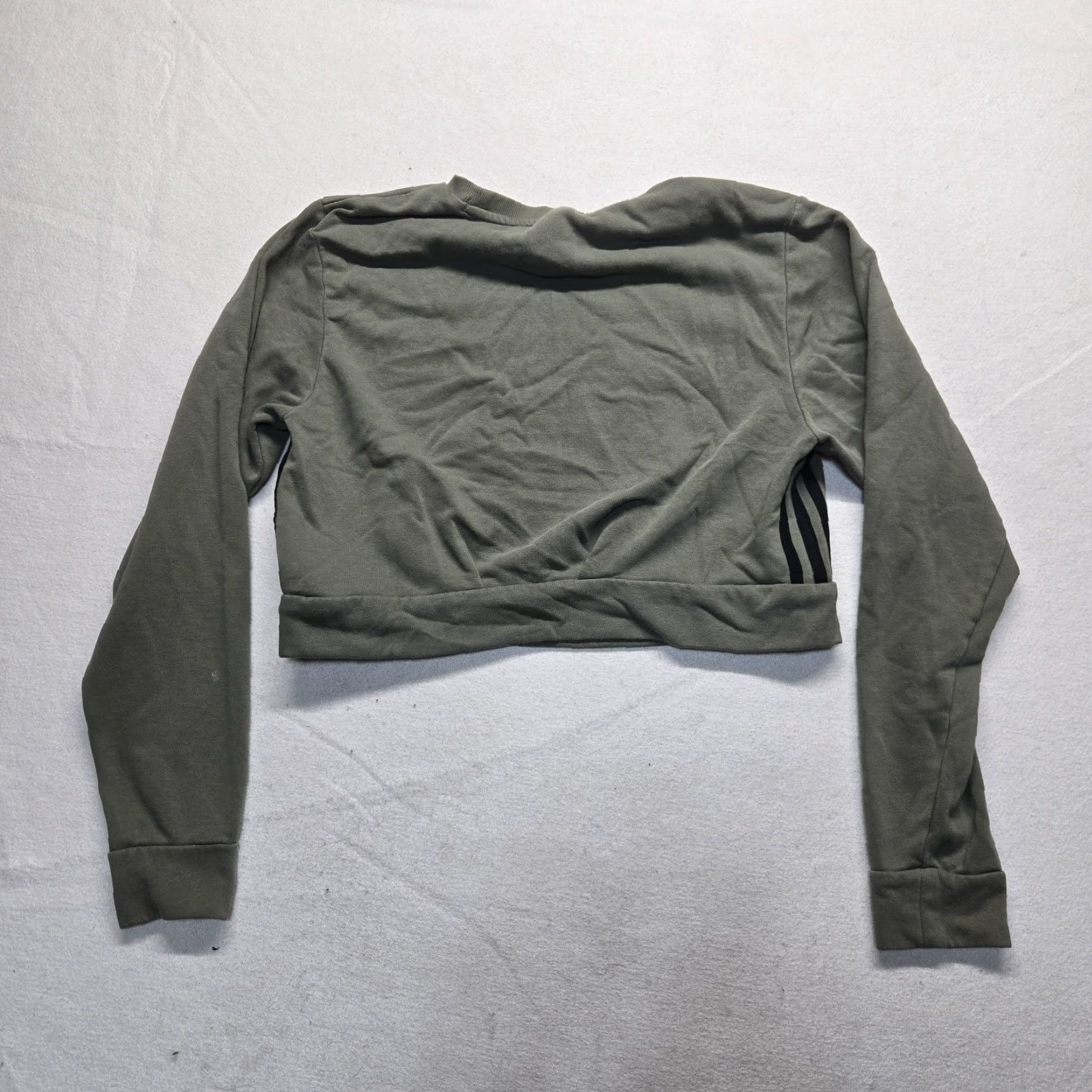 Adidas Adidas Sweater Shirt Women M Green Crew Neck Long Sleeve Lightweight Knit Logo Vintage No Size M / US 6-8 / IT 42-44 - 7 Thumbnail