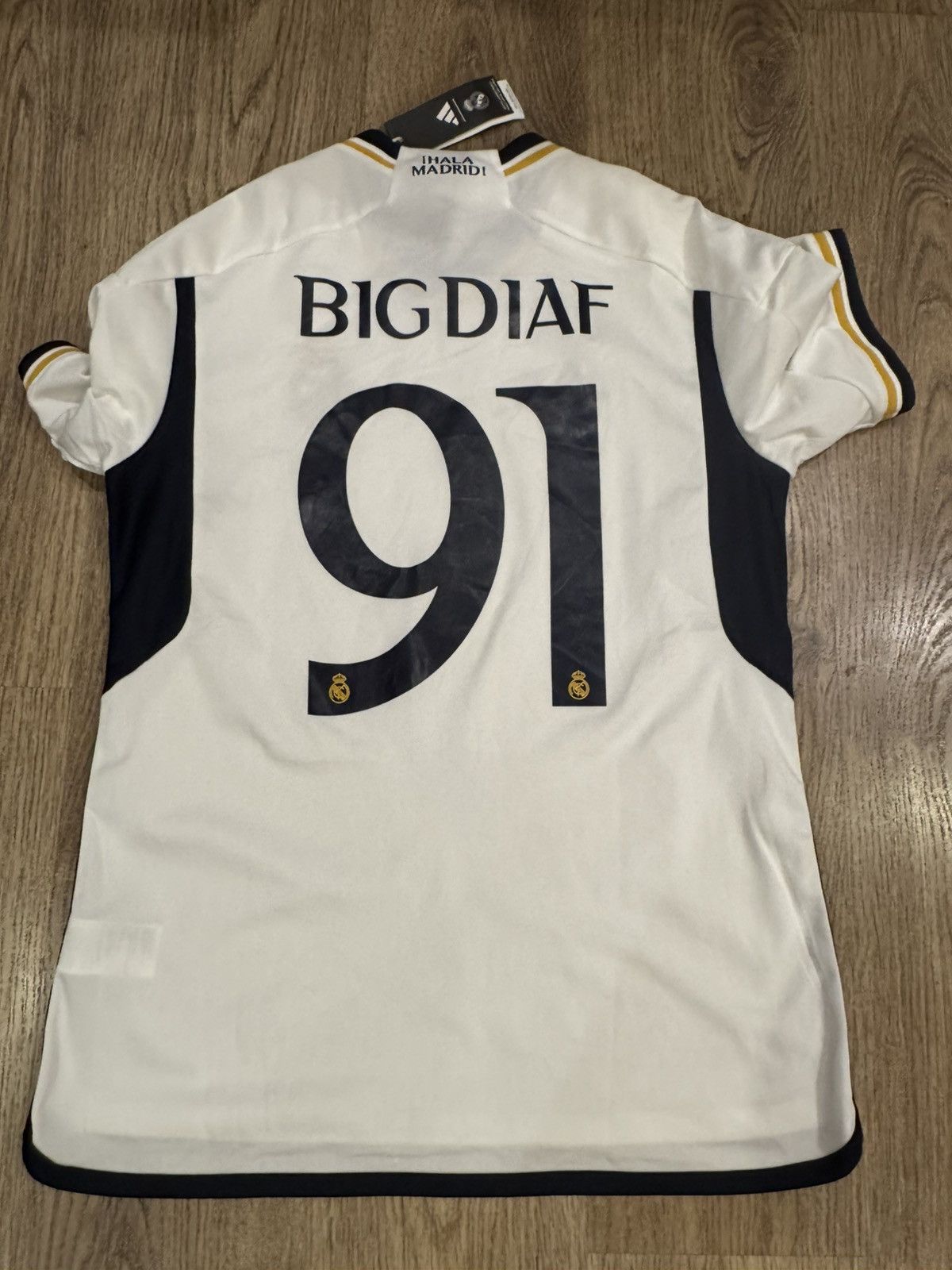 Adidas REAL MADRID CF 2023/2024 HOME FOOTBALL JERSEY SIZE L HR3796 Size US L / EU 52-54 / 3 - 10 Thumbnail