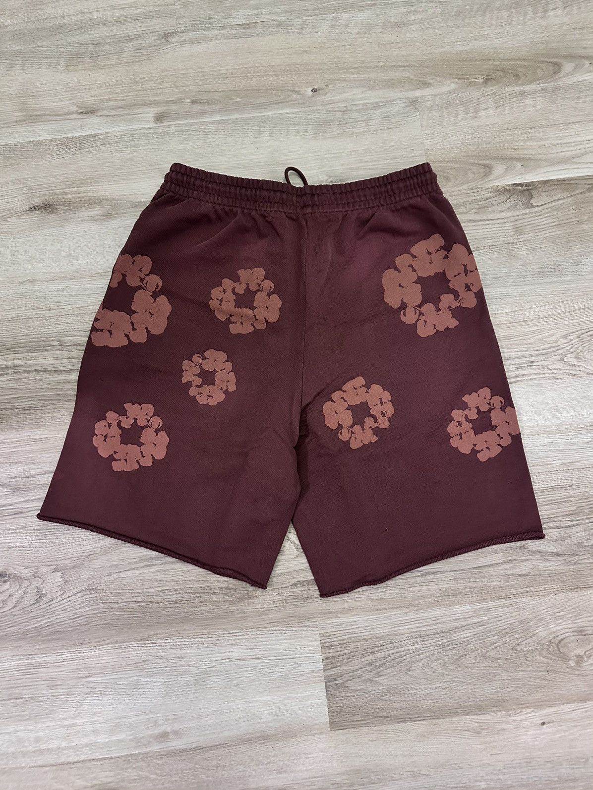 DENIM TEARS Mono Cotton Wreath Sweat Brown (M) Size US 32 / EU 48 - 2 Thumbnail