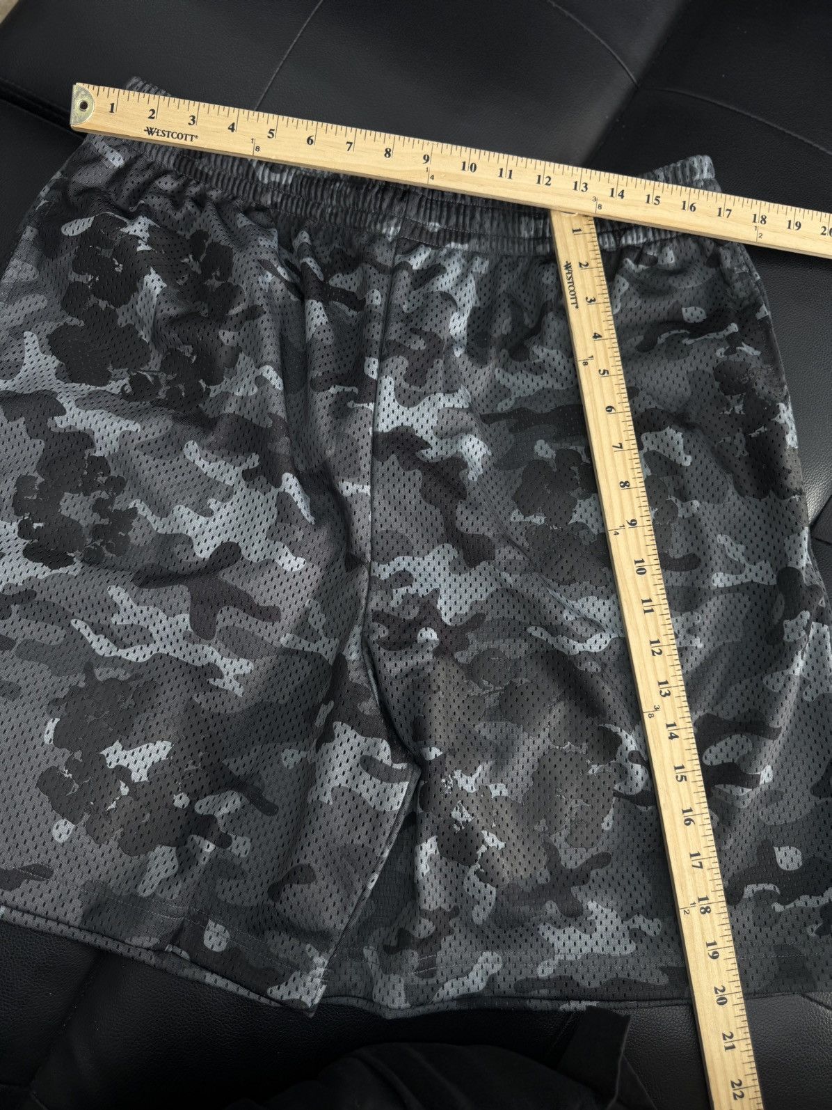 DENIM TEARS Denim Tears Mesh Summer Shorts Black Camo Size XL (NEW) Size US 36 / EU 52 - 7 Thumbnail