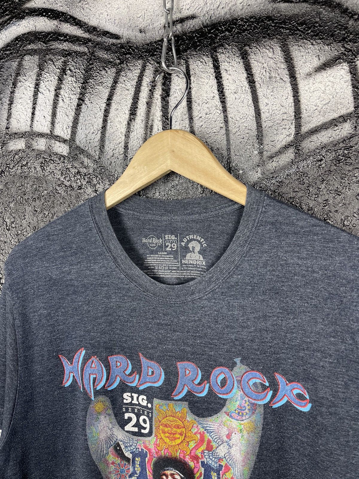Hard Rock Cafe Hard Rock Cafe Rome x Jimi Hendrix Vintage T-Shirt Size L Size US L / EU 52-54 / 3 - 6 Thumbnail