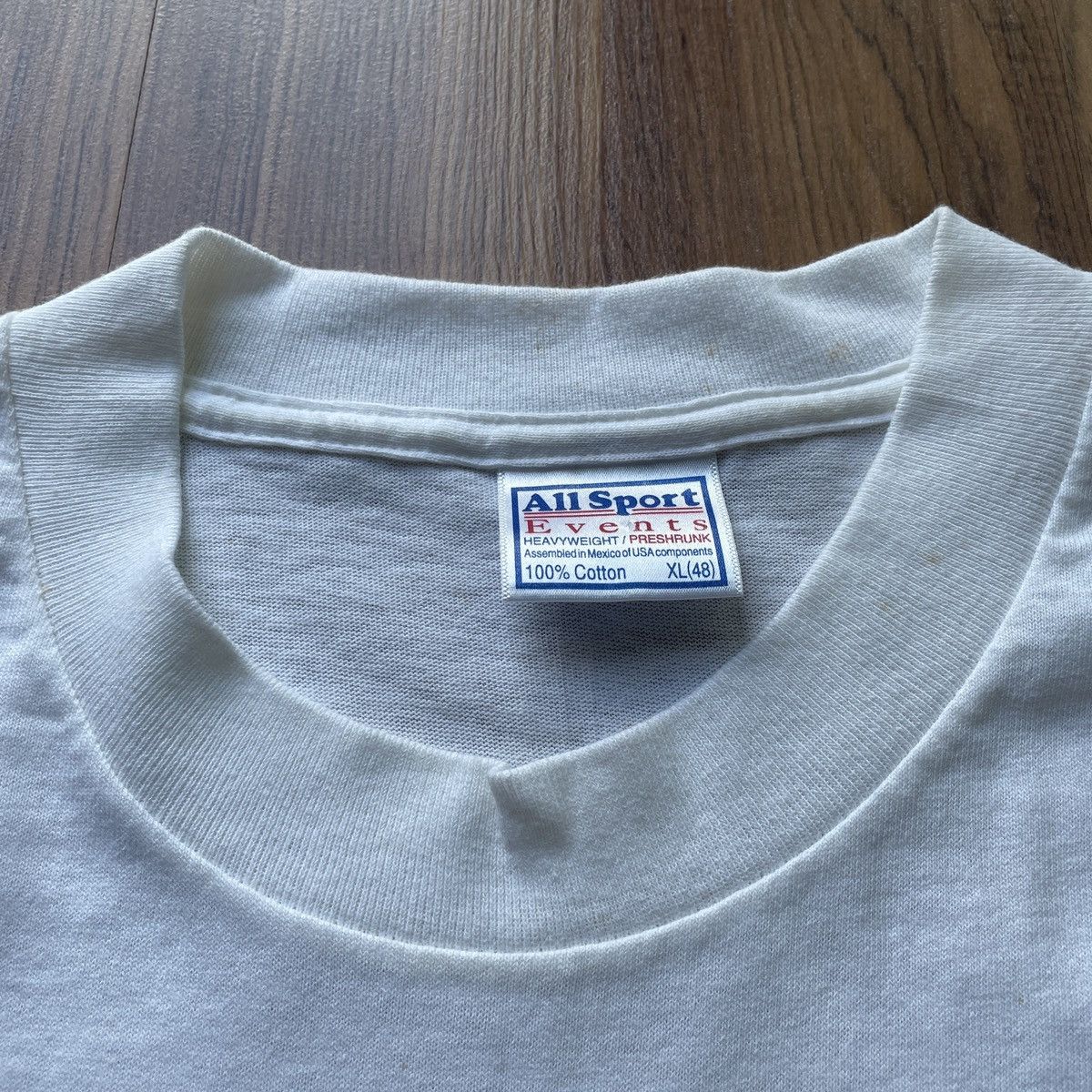 Band Tees Vintage 2000 Blink 182 pop punk rock band promo tee y2k 00s Size US XL / EU 56 / 4 - 4 Thumbnail