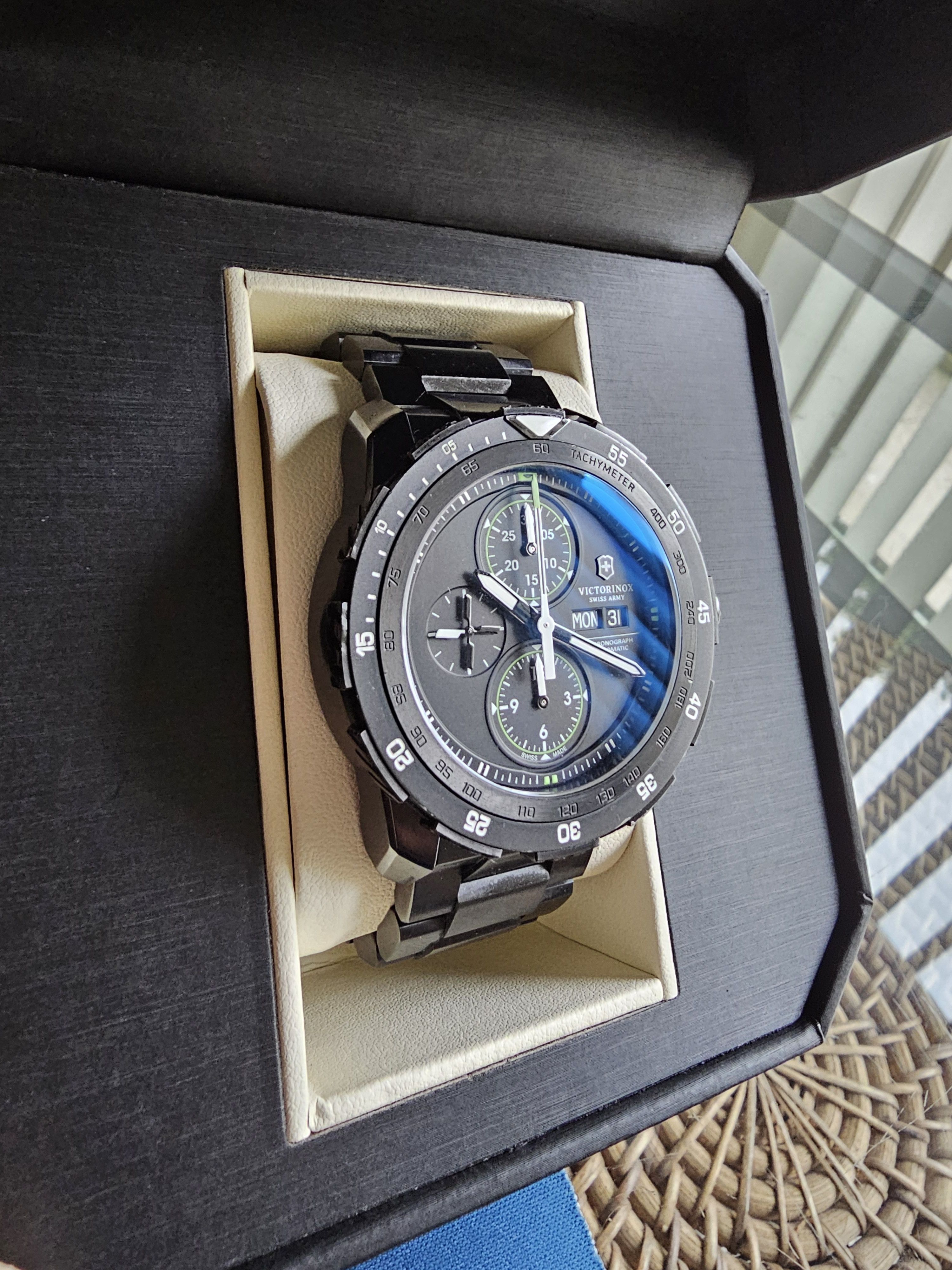 Victorinox Victorinox Swiss Army Alpnach Automatic Chronograph 241527 Size ONE SIZE - 2 Thumbnail