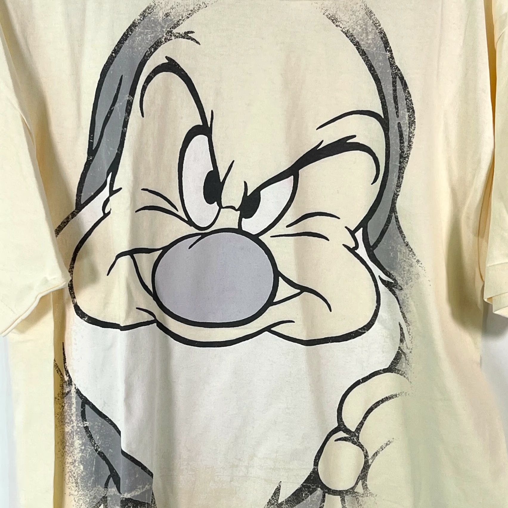 Disney Disney T-Shirt Mens Short Sleeves Crew Neck Grumpy Face Graphic Ivory Large Size US L / EU 52-54 / 3 - 3 Thumbnail