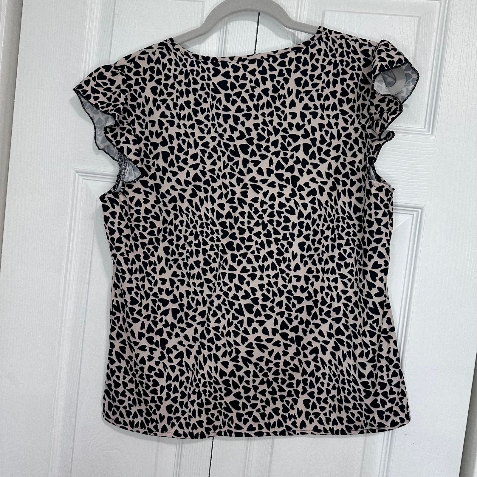 Shein SHEIN Allover Heart Print Butterfly Sleeve Blouse Size M Size M / US 6-8 / IT 42-44 - 2 Thumbnail