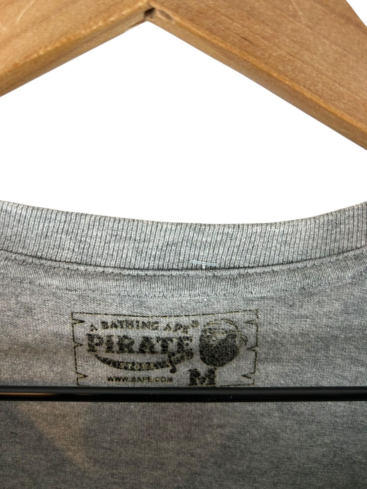 Bape Bape Pirates Logo Print T-Shirt Size US M / EU 48-50 / 2 - 6 Thumbnail