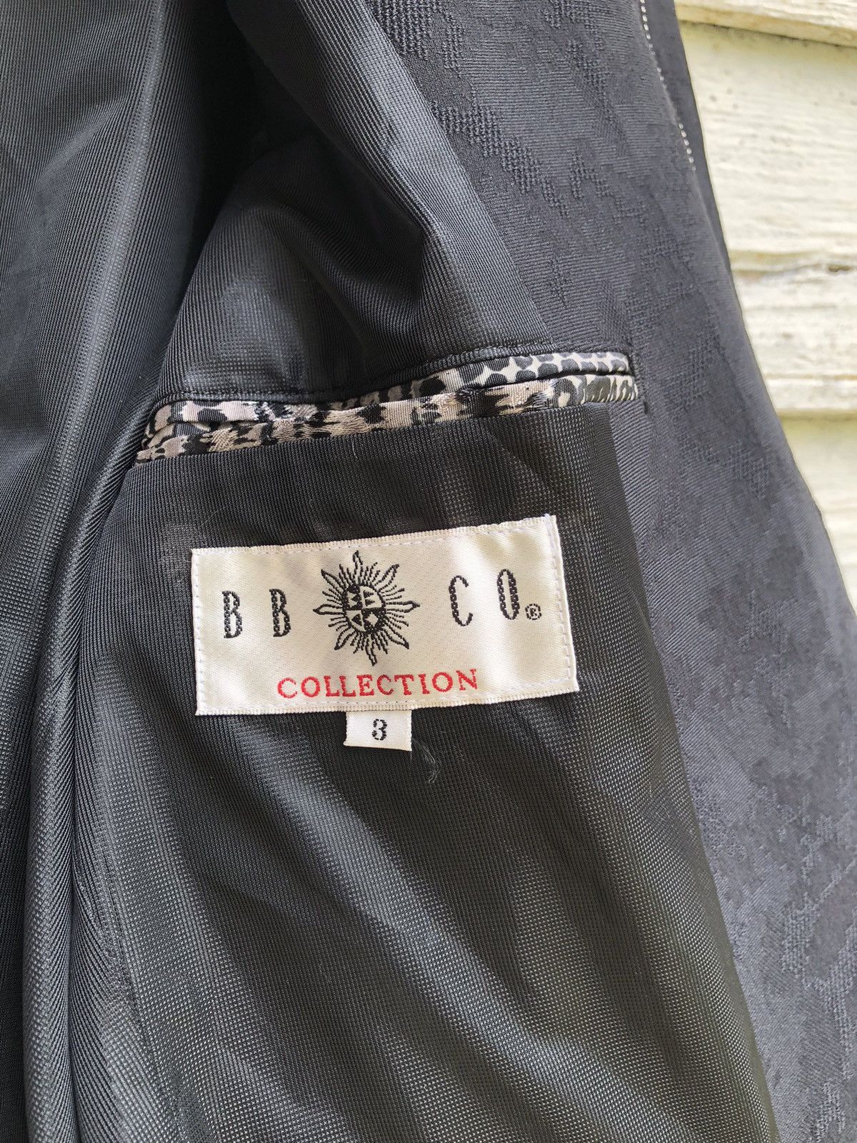 Japanese Brand BBCO EMBOSSED ZIPPER LINING TRIM LUXURY JACKET DESIGN Size US M / EU 48-50 / 2 - 12 Thumbnail