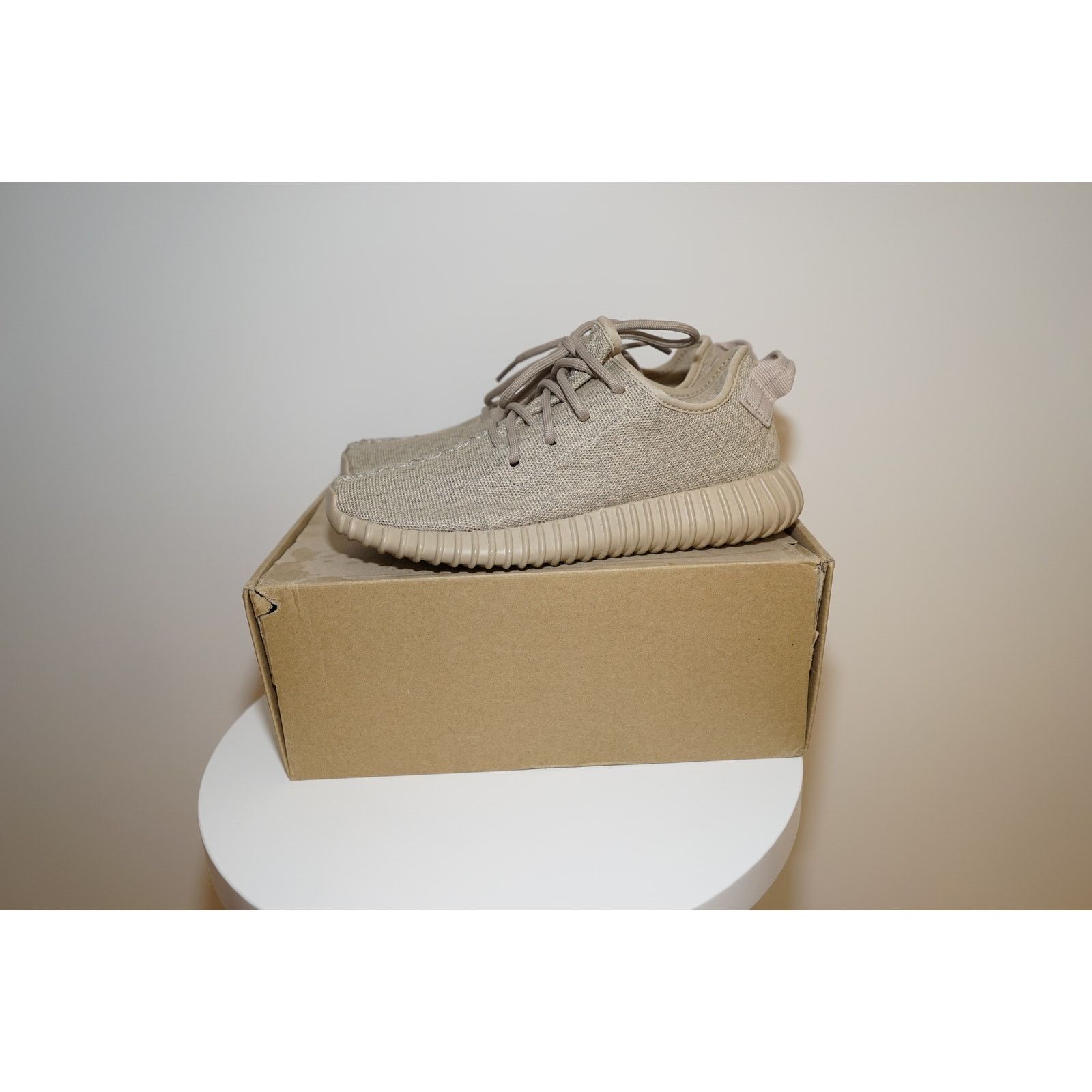 Adidas × Yeezy Adidas Yeezy Boost 350 V1 in Oxford Tan / Size US 6 Size US 6 / EU 39 - 2 Thumbnail