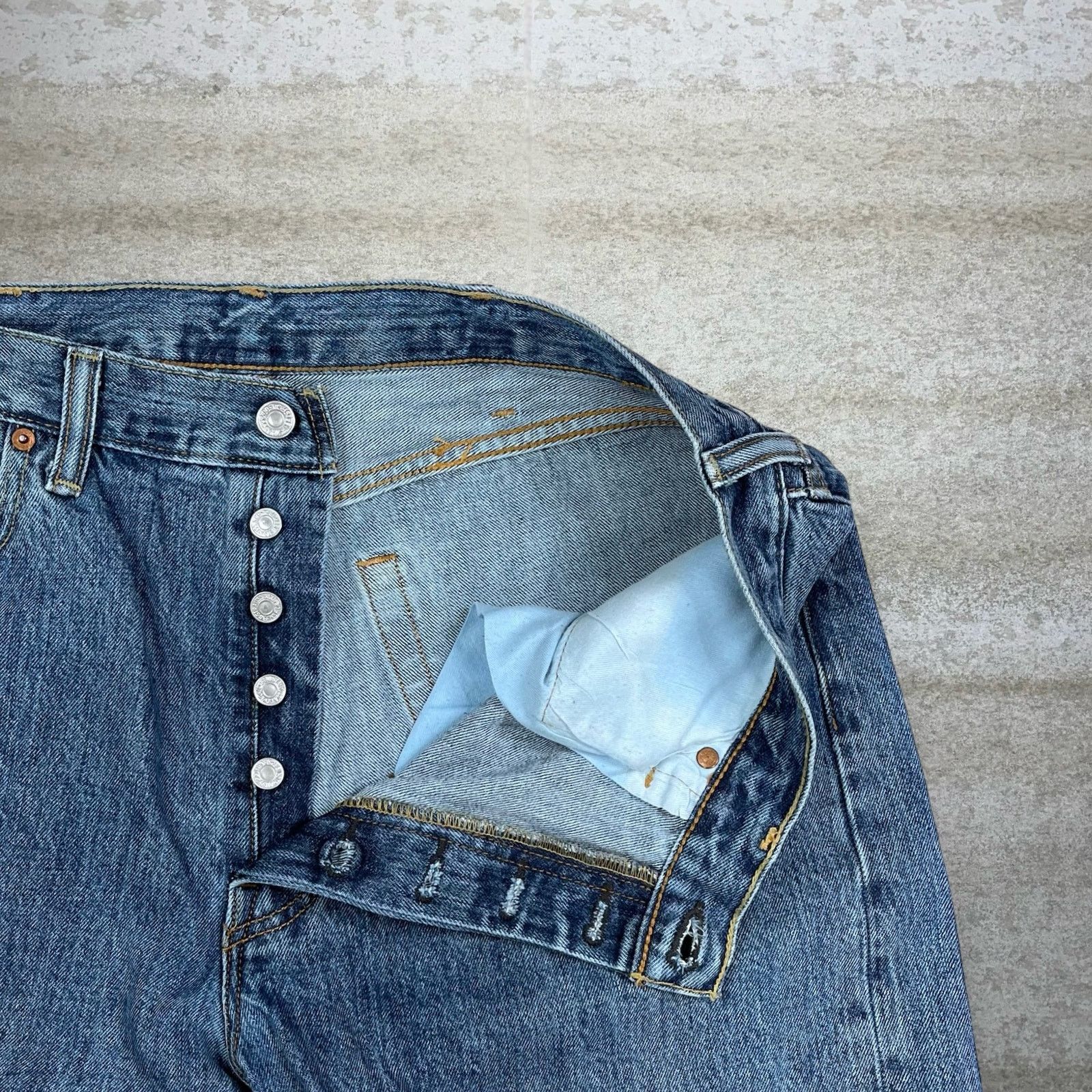 Levi's Vintage Y2K Levis Jeans 38x32 Regular Straight Medium Wash Size US 38 / EU 54 - 5 Thumbnail