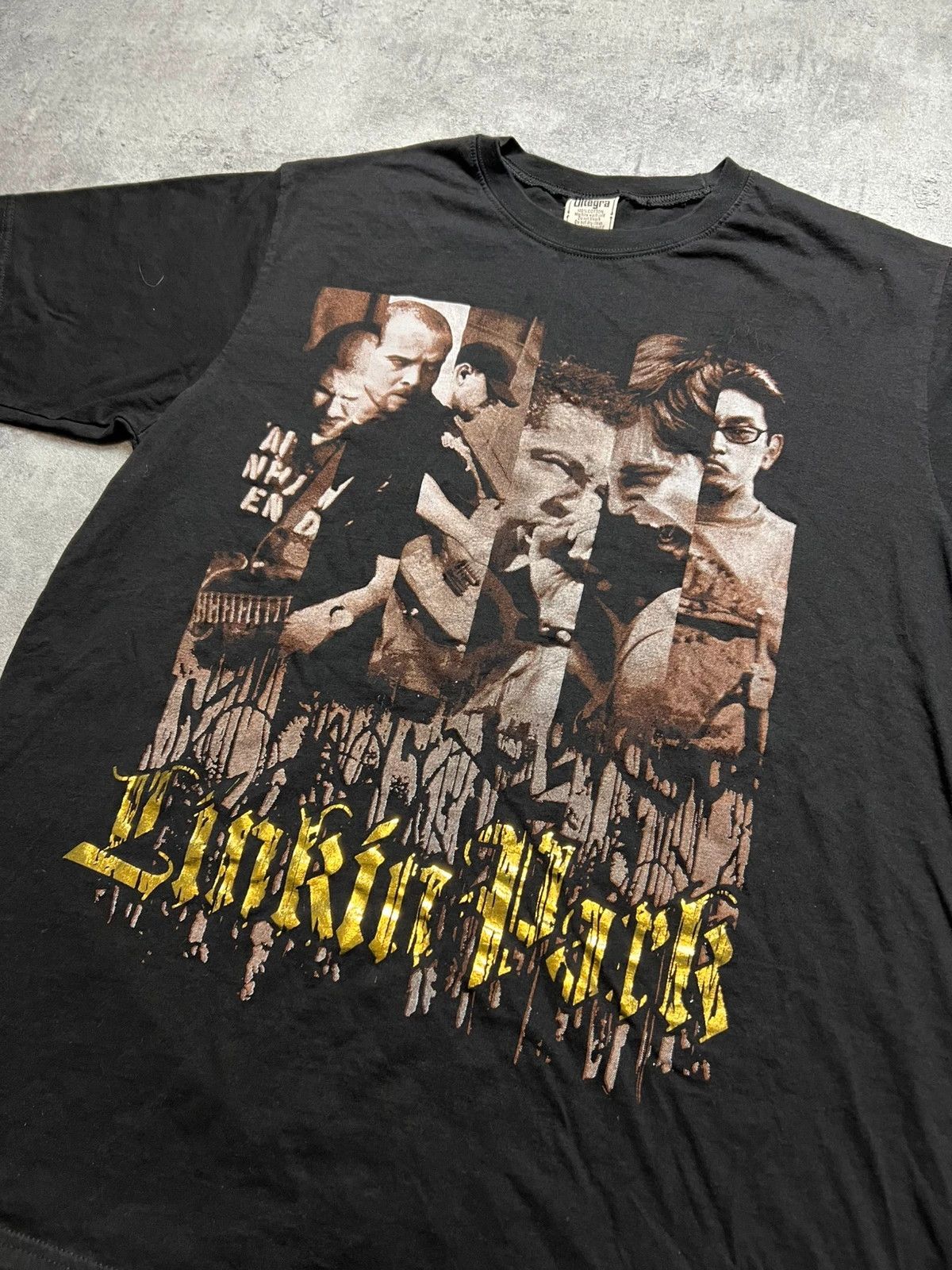 Vintage black linkin park merch tshirt Size US XL / EU 56 / 4 - 2 Thumbnail
