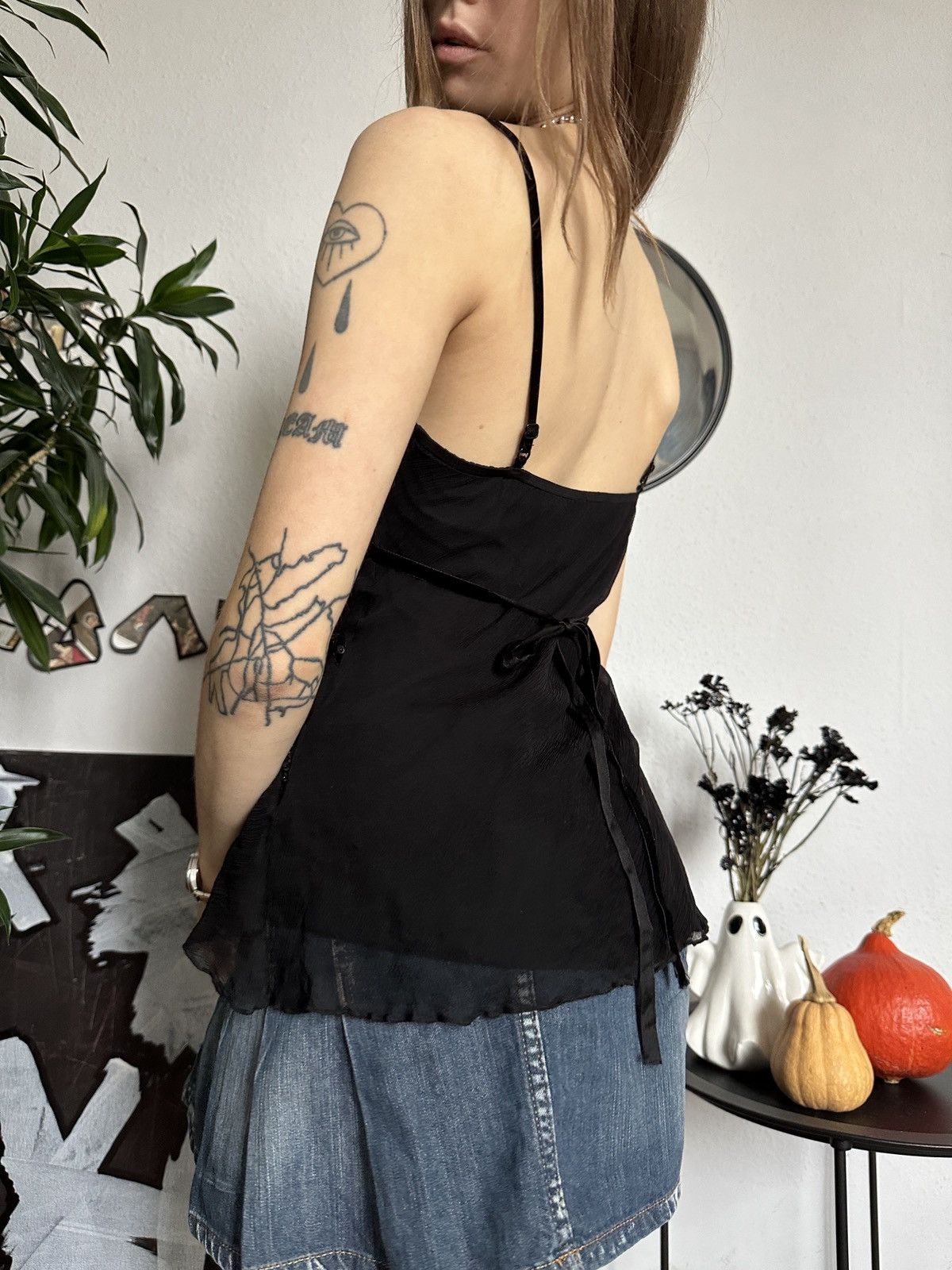 Japanese Brand × Vintage Gorgeous Vintage Silk Bustier Sequins Tank Top Size M / US 6-8 / IT 42-44 - 7 Thumbnail