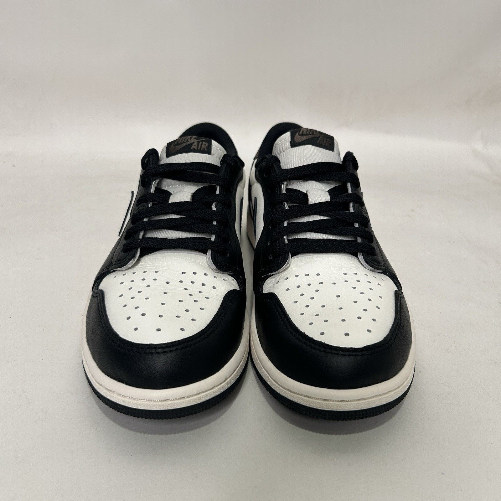 Jordan Brand Nike Air Jordan 1 Retro Low OG “Mocha Brown” Size US 10.5 / EU 43-44 - 2 Thumbnail