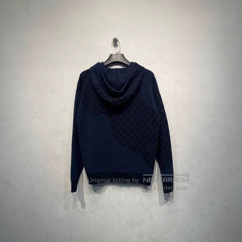 Louis Vuitton Louis Vuitton Logo printed patchwork sweatshirt Size US M / EU 48-50 / 2 - 2 Thumbnail